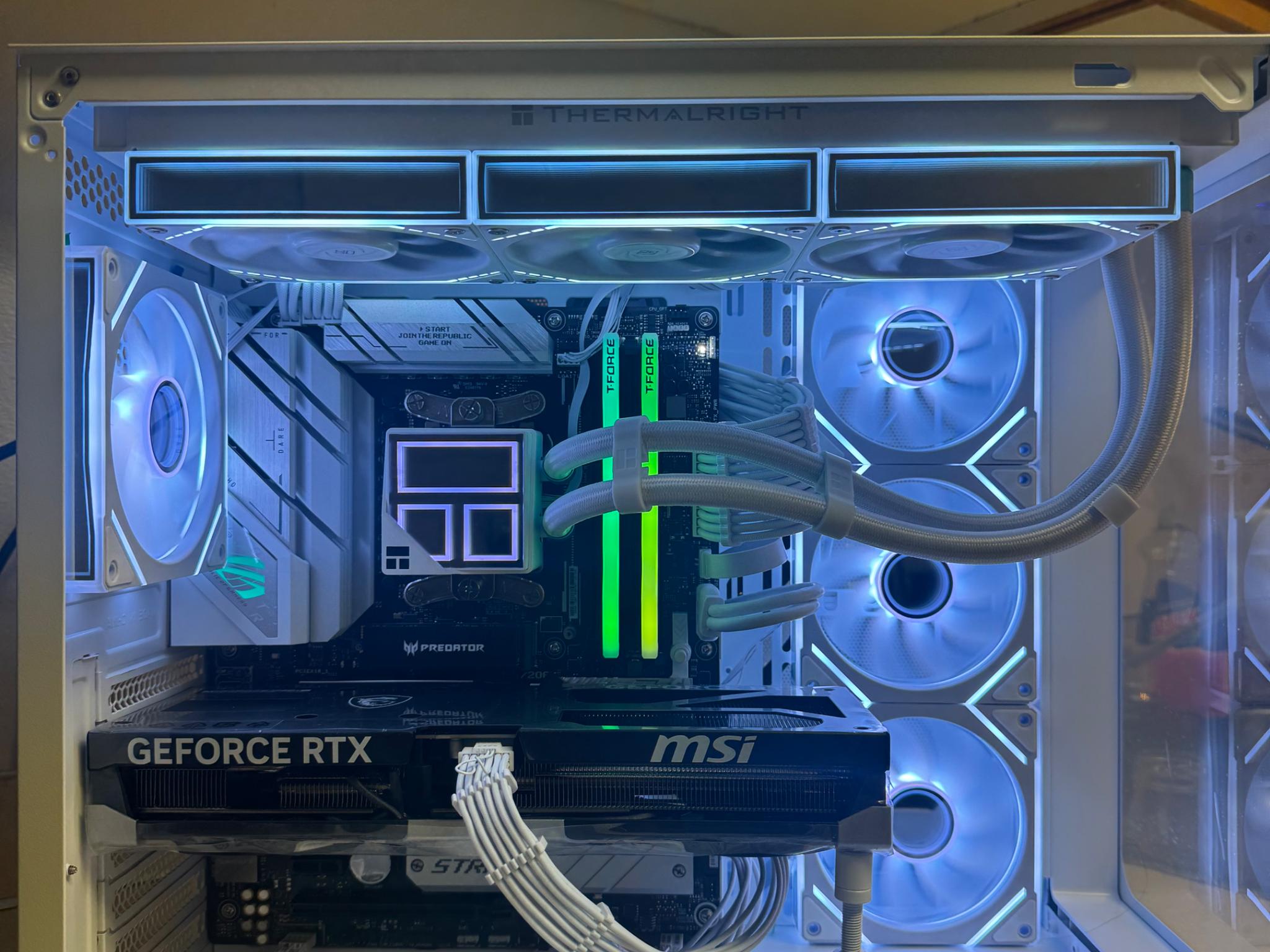 WHITE RTX 5080 GAMING PC | Ryzen 7 9800X3D | 32gb DDR5 RAM | 2tb SSD