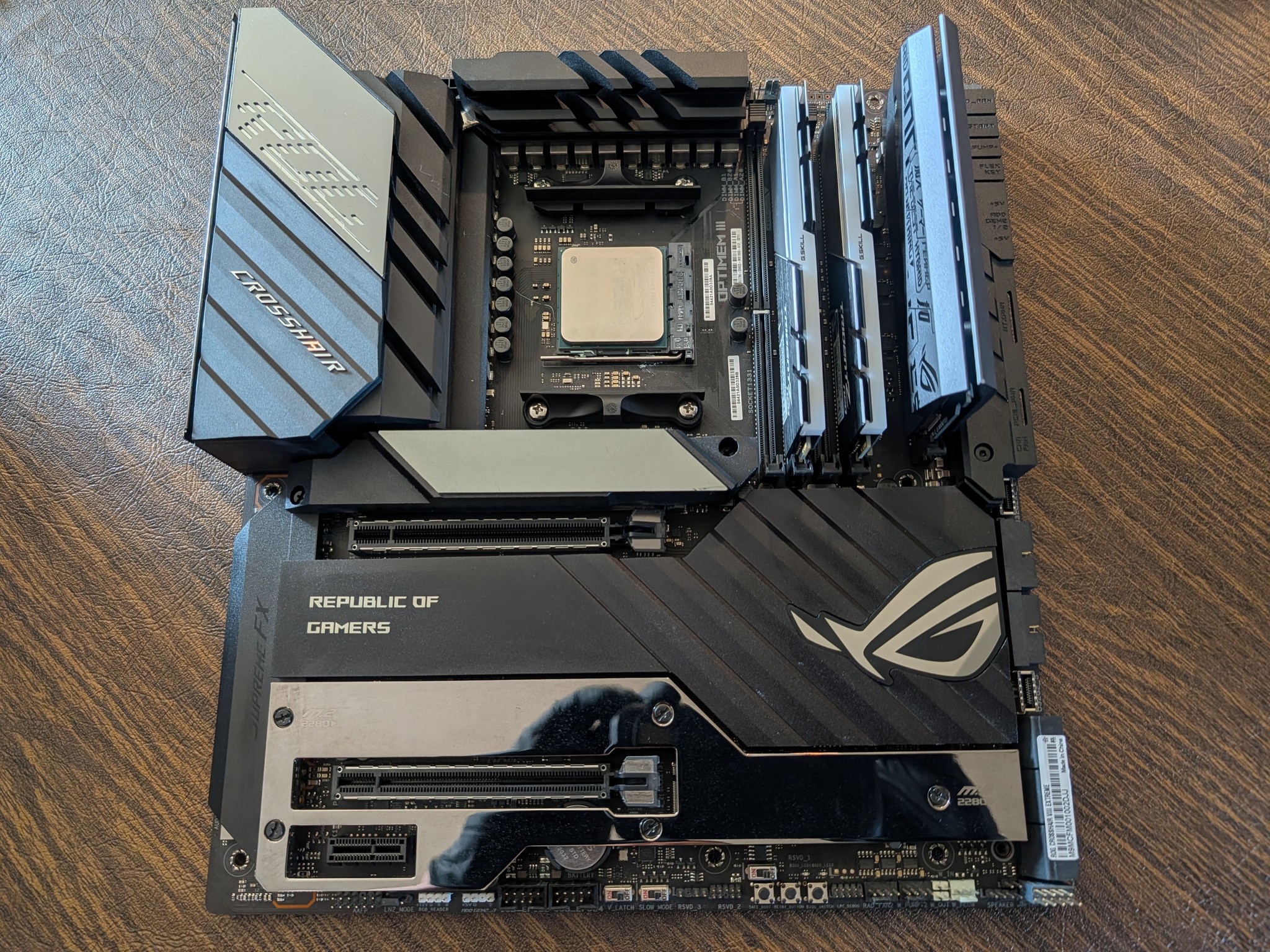 Ryzen 5950x | ASUS X570 Crosshair Extreme | G.Skill 32GB DDR4 4000 MHz CL16 | AMD 7900 XTX