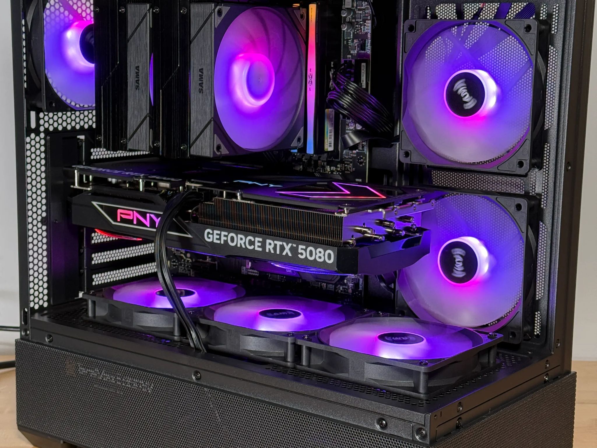 RTX 5080 Ryzen 9800X3D 64GB DDR5 4TB NVME GAMING PC