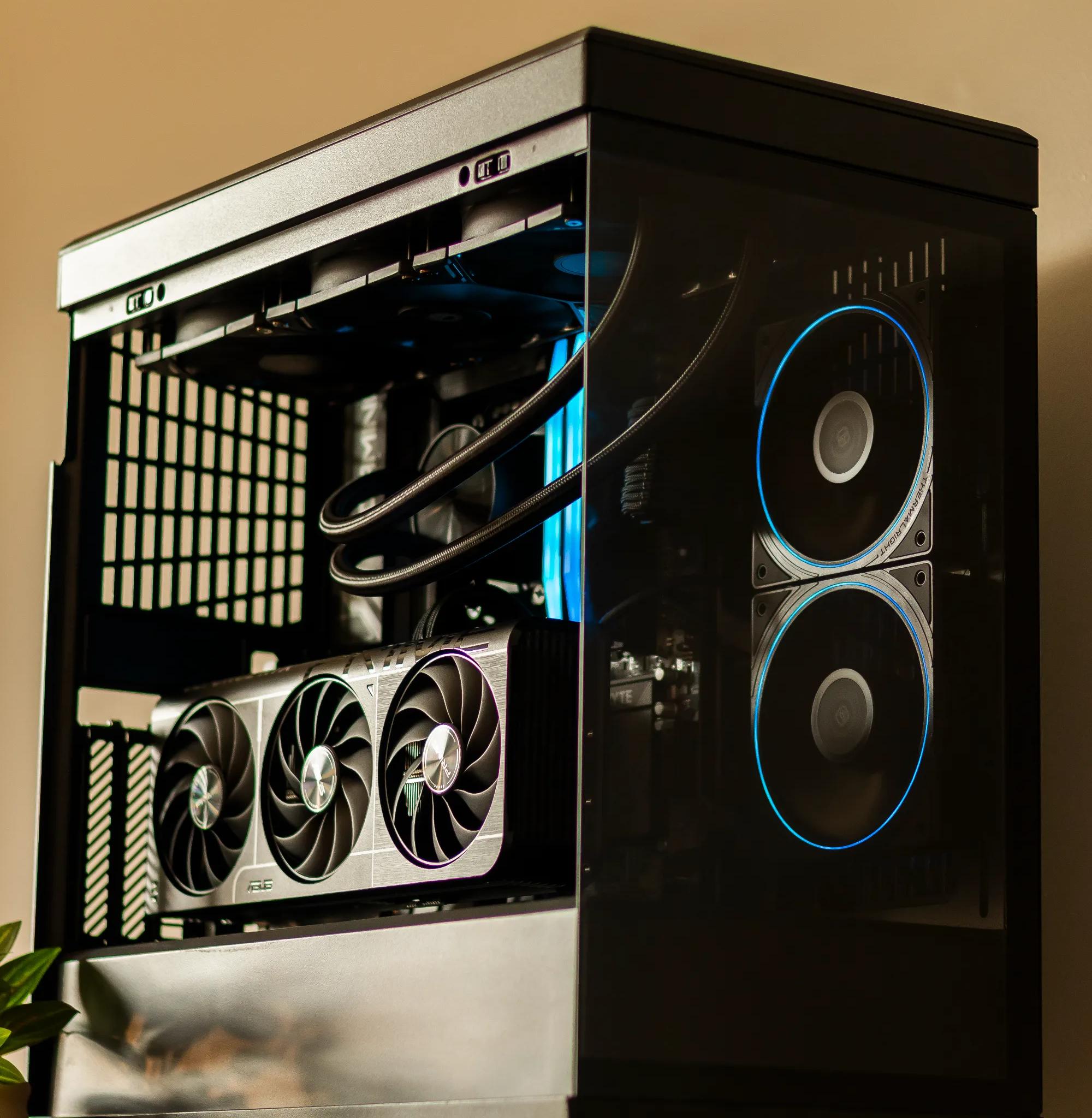 RTX 5070 Gaming/Workstation PC | Ryzen 7 7700x | 32gb DDR5 | 2TB SSD | Windows 11 Pro | WIFI + BT