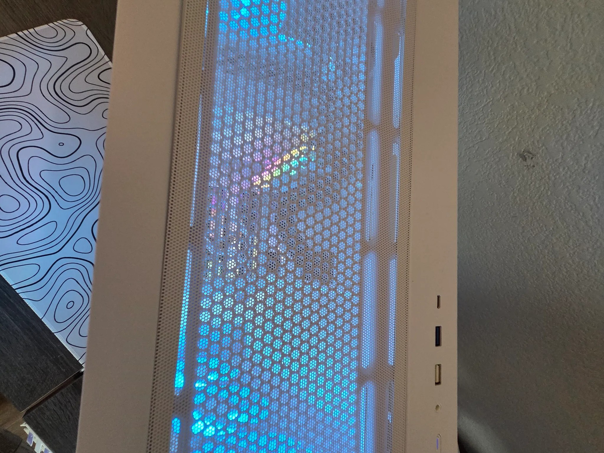 Aesthetic frost white gaming pc !(NEW)!