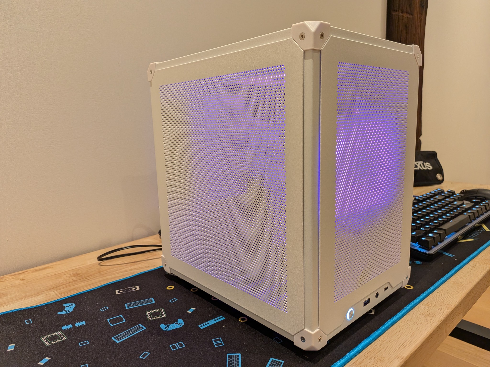 1080p Sakura - RTX 4060, Ryzen 5 5500, 16 GB DDR4 RAM, 1 TB NVME, RGB