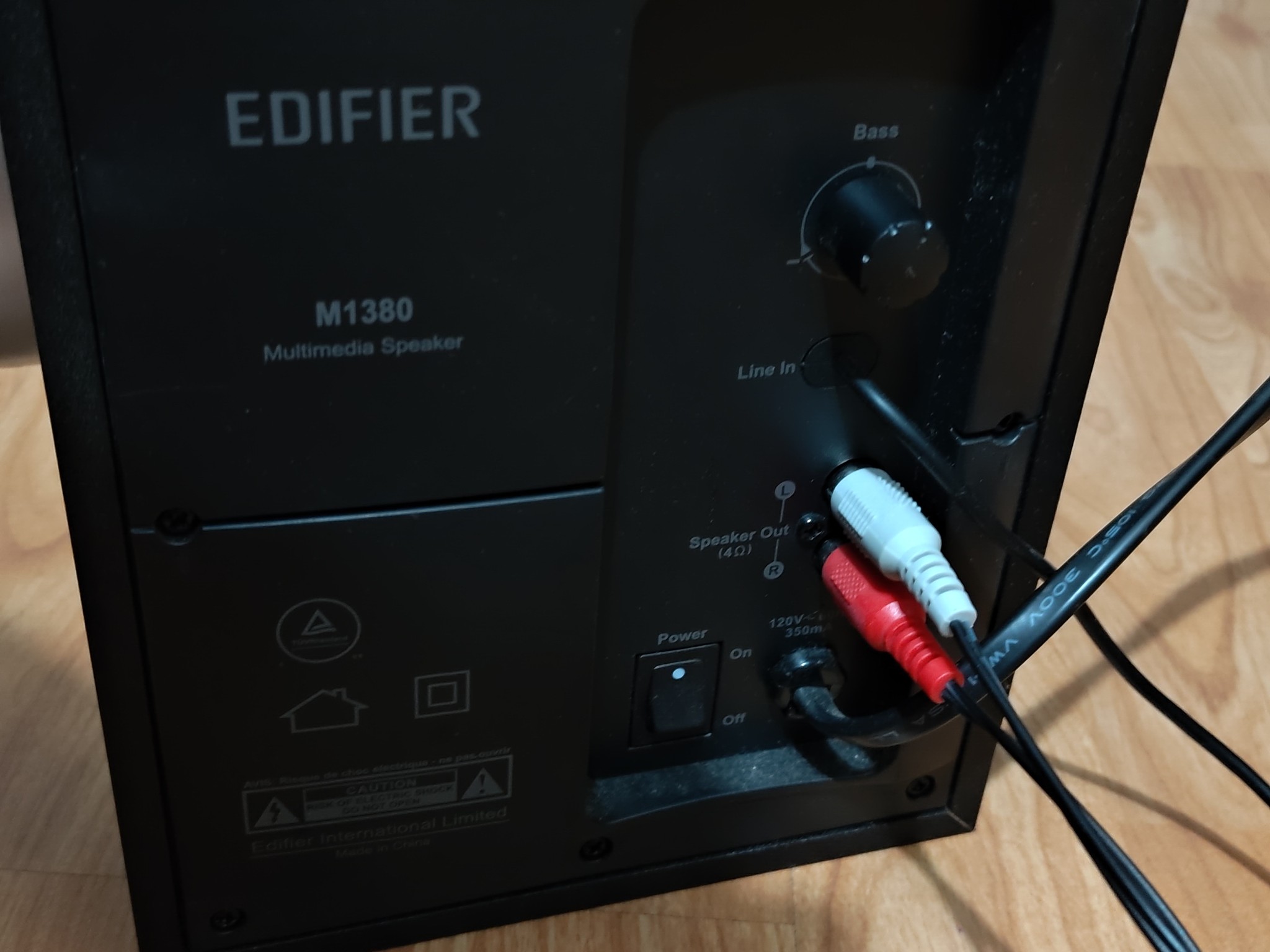 Edifier M1380 Black 2.1 28W Multimedia Speaker System