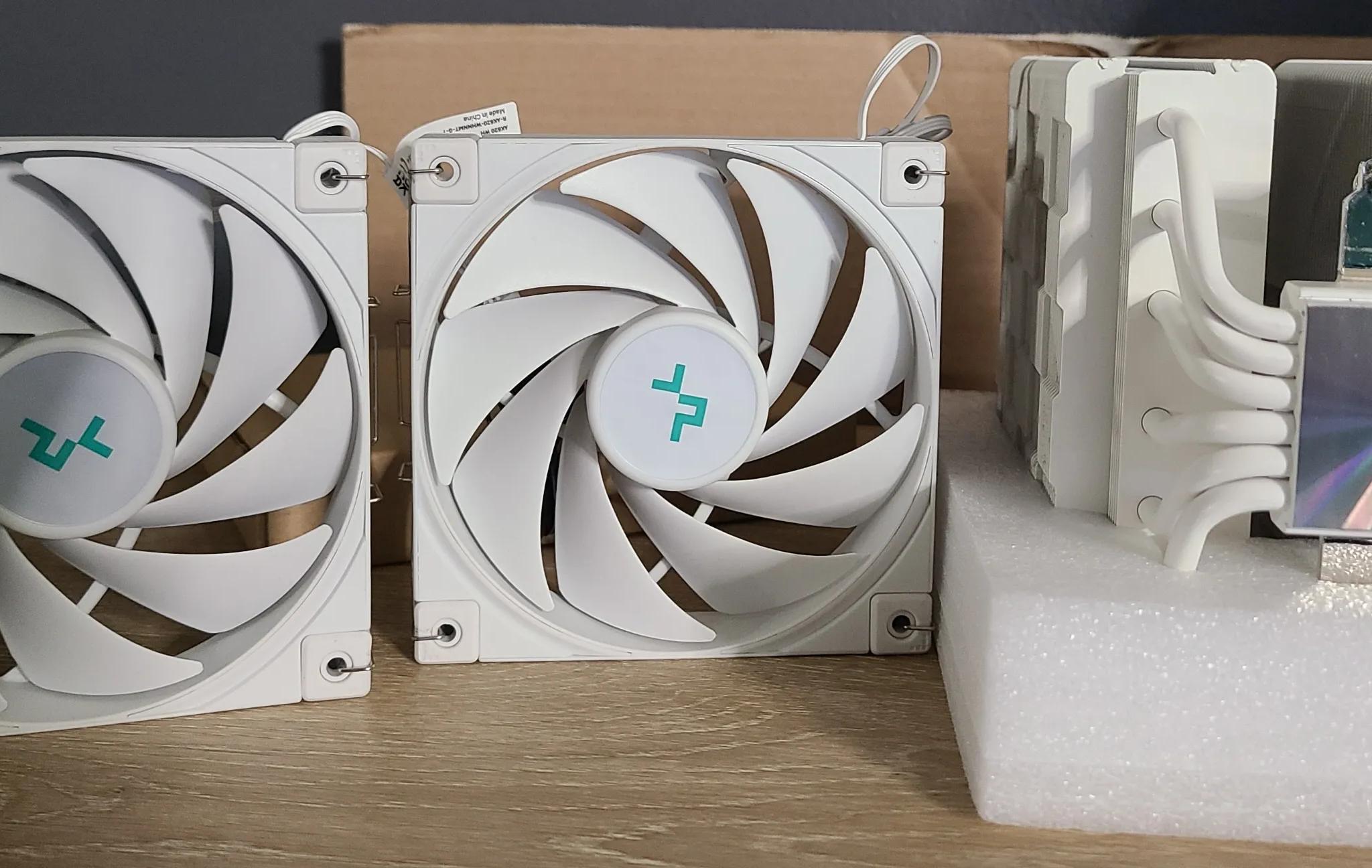 DeepCool CPU Cooler AK620WH with 2 120MM fans In Box