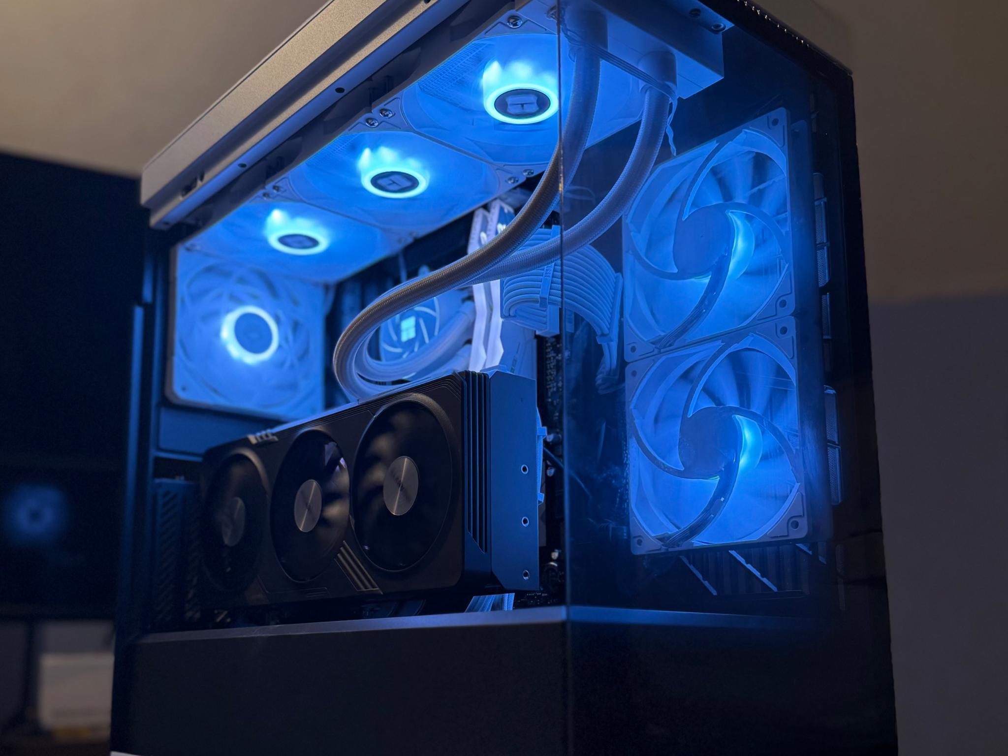 🐼 RX 7800XT | Ryzen 7 7700X | 32GB DDR5 | 1TB SSD
