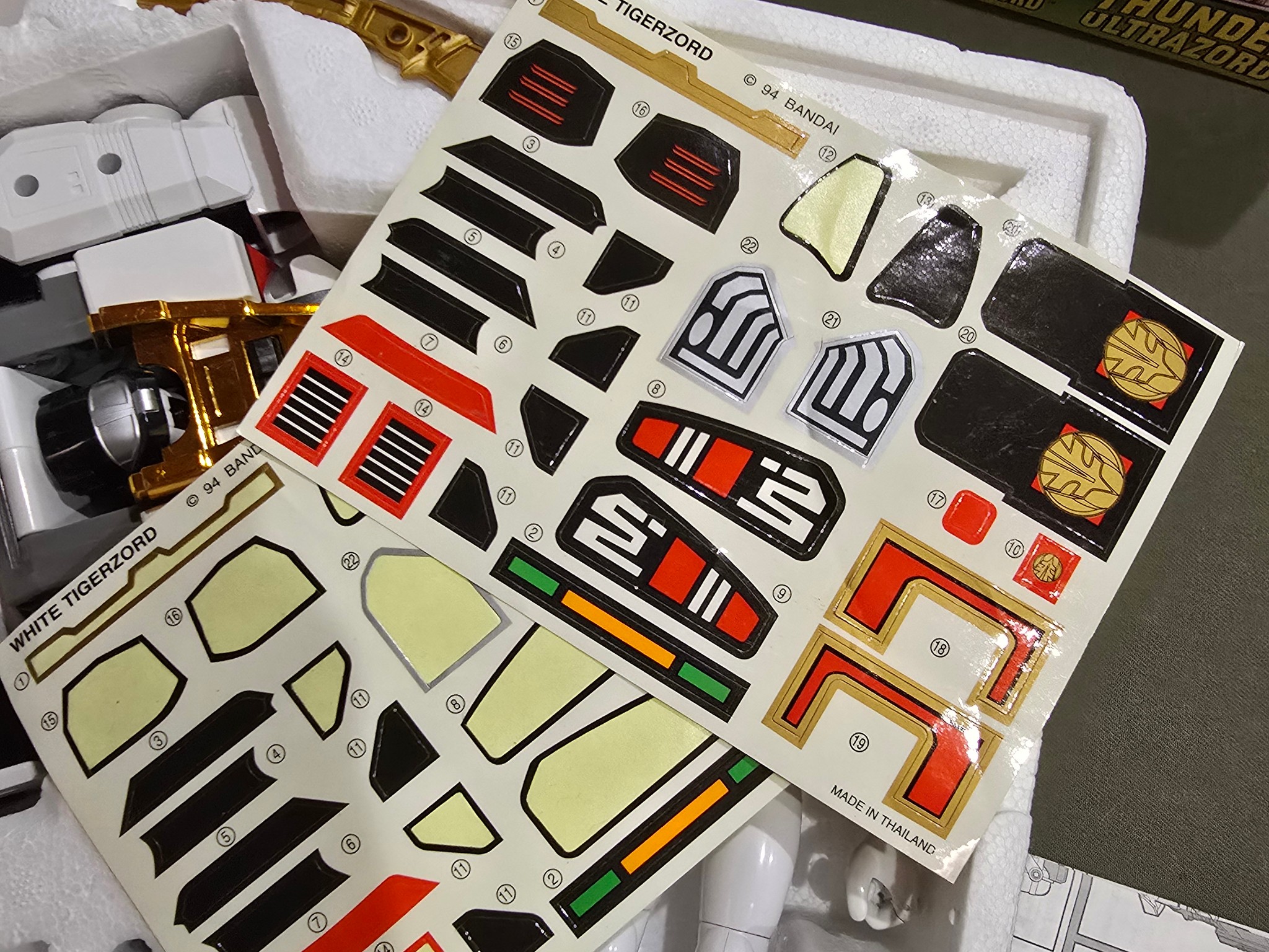 Vintage Mighty Morphin Power Rangers Legacy White Tigerzord Megazord MMPR w/ White Ranger 1994