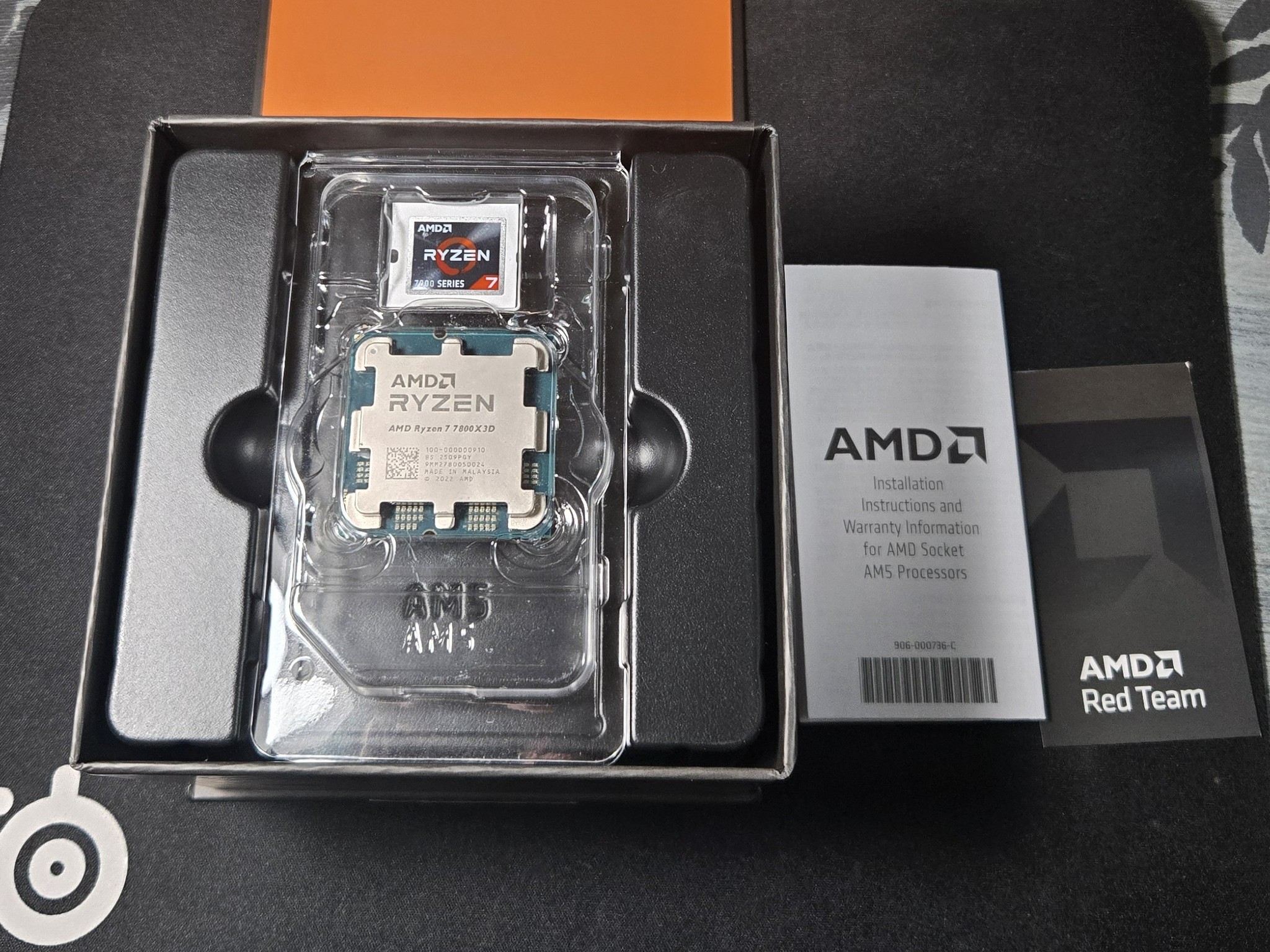 AMD Ryzen 7 7800X3D *Excellent Condition*