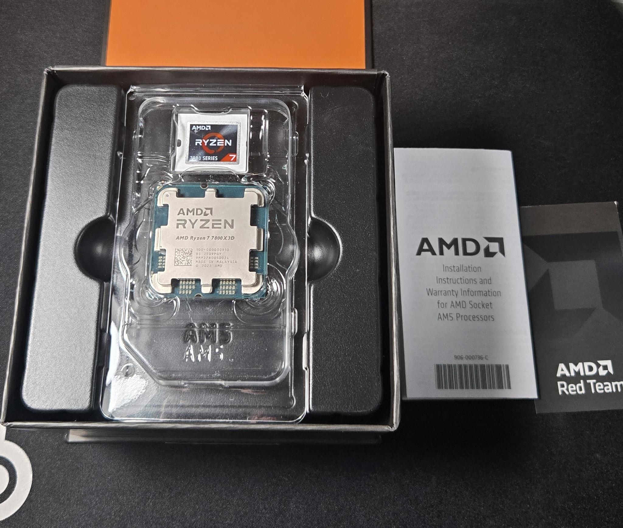 AMD Ryzen 7 7800X3D *Excellent Condition*