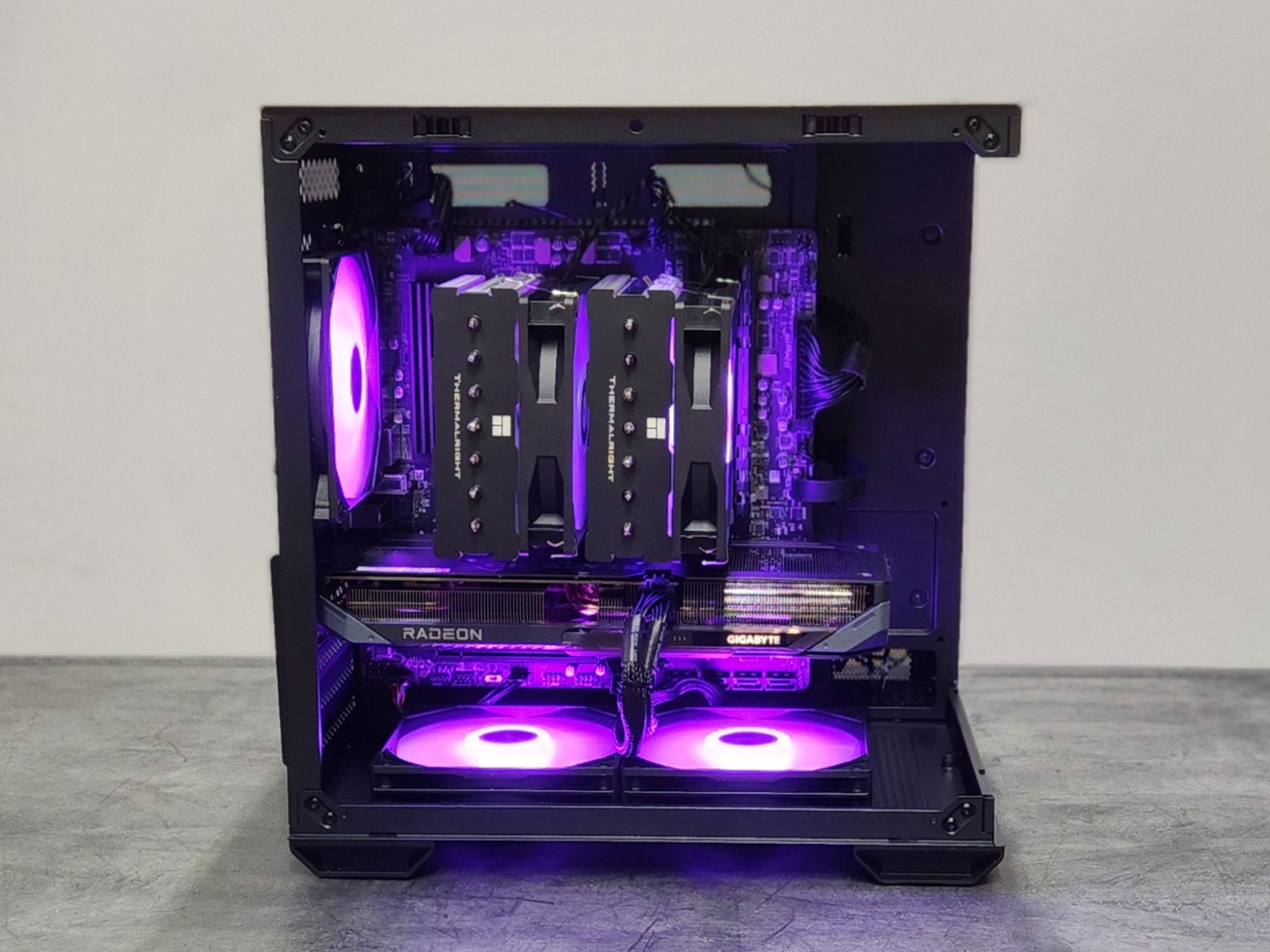 Ryzen 7 5800XT | RX 9060 XT | Gaming PC