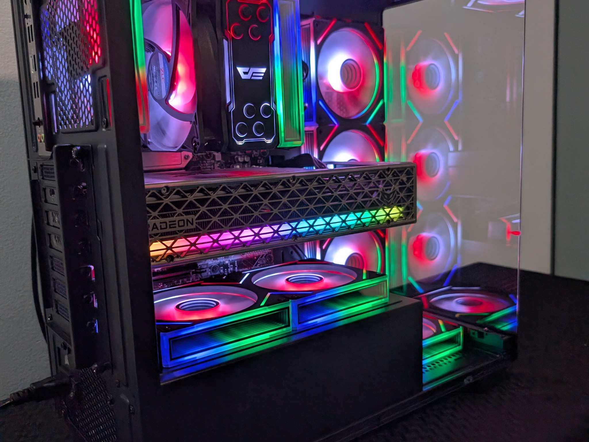 Radeon RX 9070 XT Custom Gaming PC-Ryzen 5 7600X3D-32GB DDR5 6000-1 TB NVME