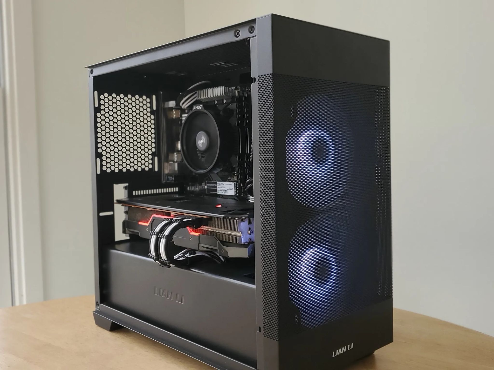 1440p Ready! RX 5700 XT AMD Ryzen Gaming/Streaming PC.