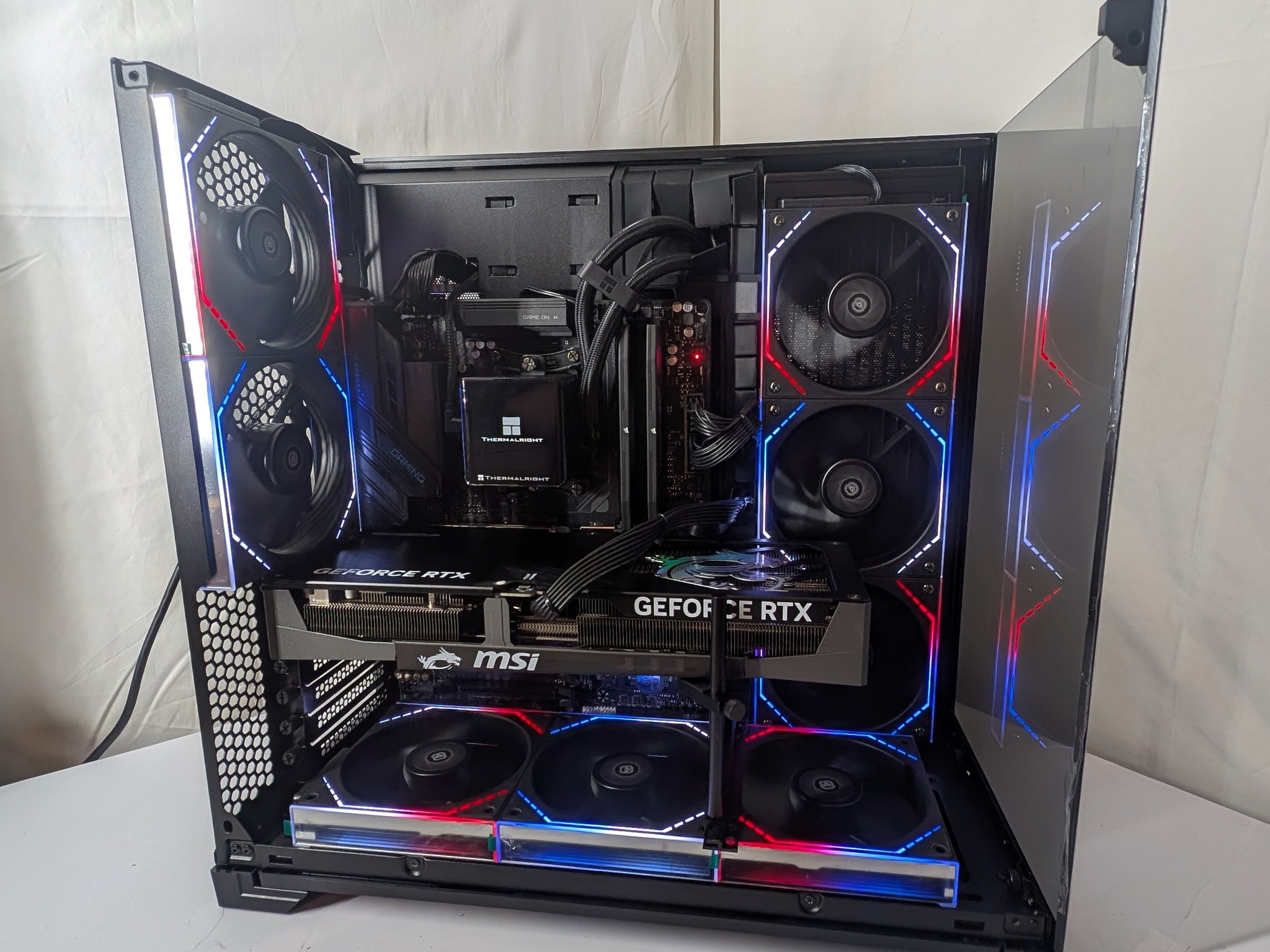 RTX 5080 | RYZEN 7 9800x3d | 64GB DDR5 | 2TB NVME | X870 MOTHERBOARD | lian li o11
