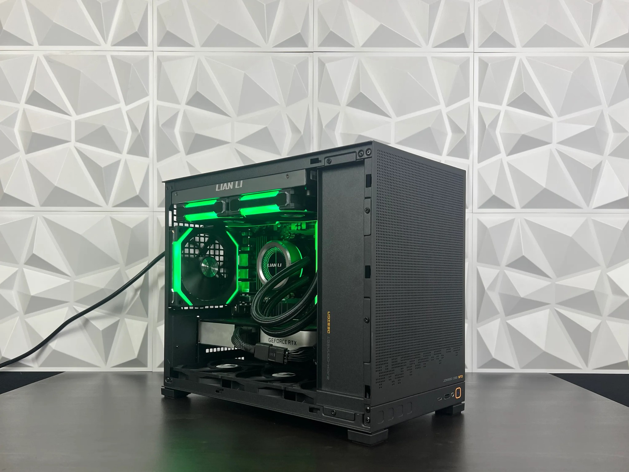 Gaming/Streaming PC | Ryzen 5 5600x, RTX 3060ti, 1TB SSD, 32GB DDR4