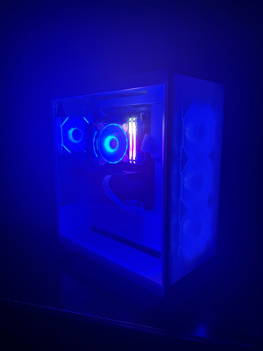 Budget 1080p Frostbite Gaming PC | RX 6600 (8 GB) | Ryzen 5 5500 | 100% ...