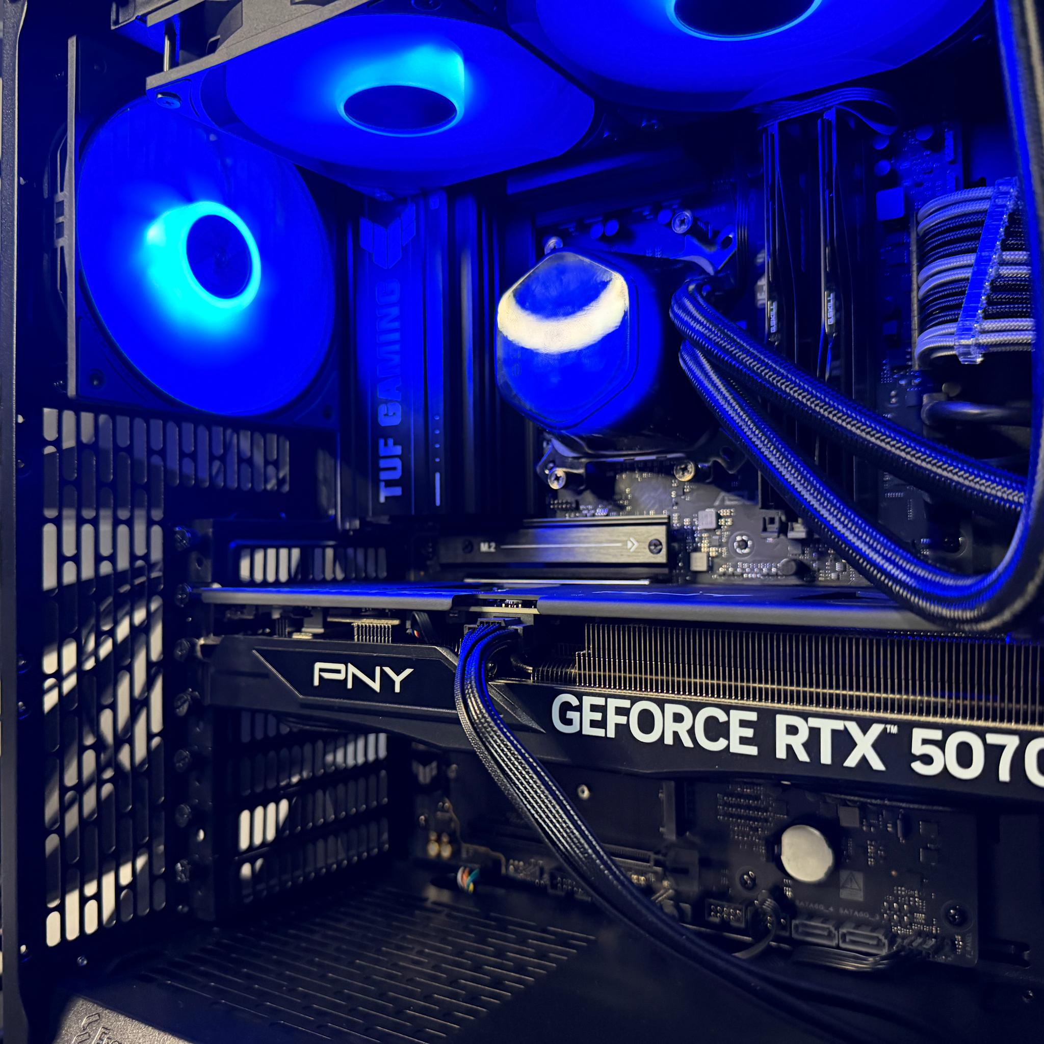 🌑🌲 Dark Oak 7670 🌑🌲 Ryzen 5 7600X3D | RTX 5070| 32 GB DDR5| 2 TB NVMe| 750 W PSU