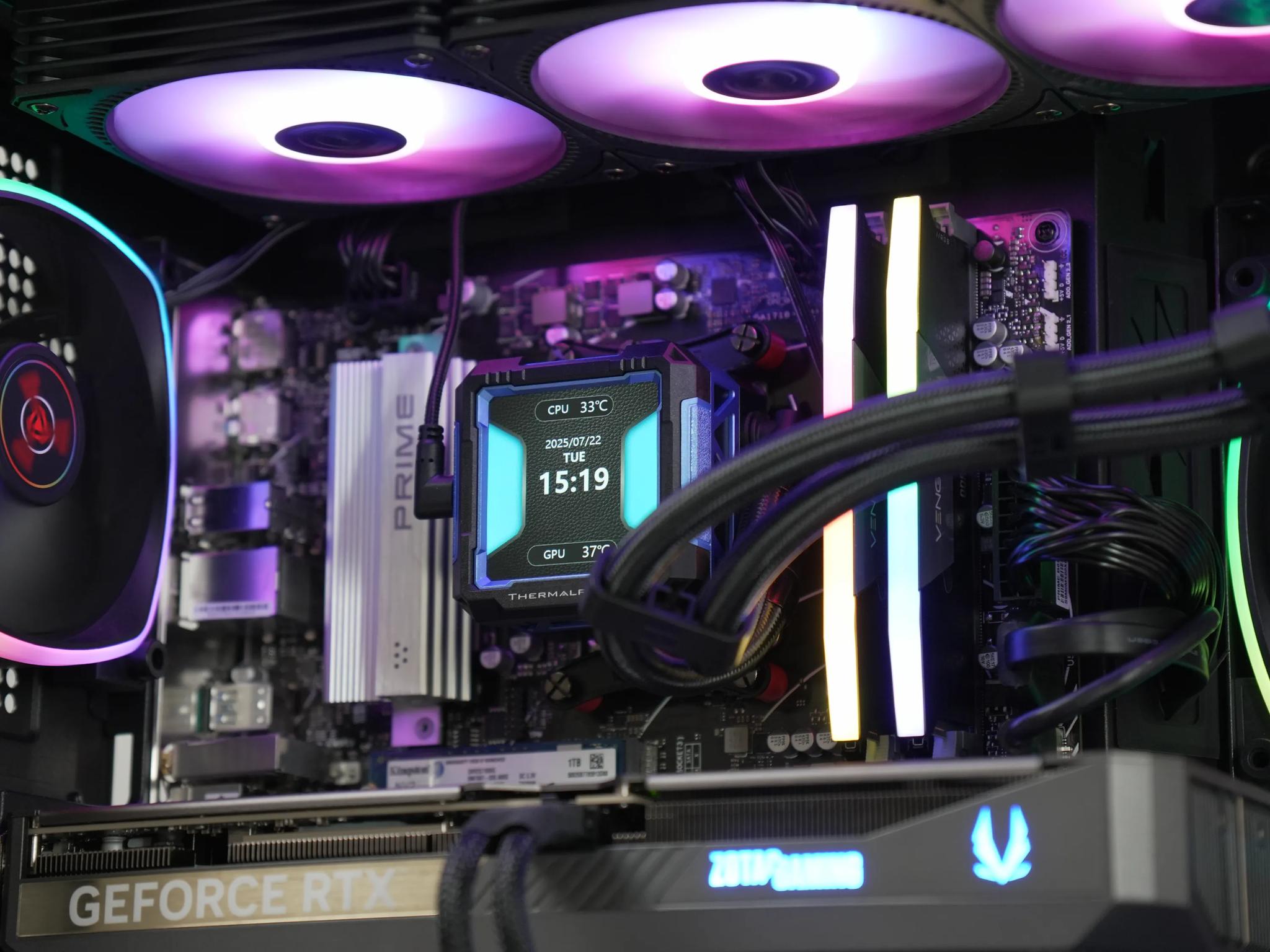 RTX 5070 Gaming PC | RYZEN 7 7700X | 32GB DDR5 | 2TB SSD | WiFi & BT |