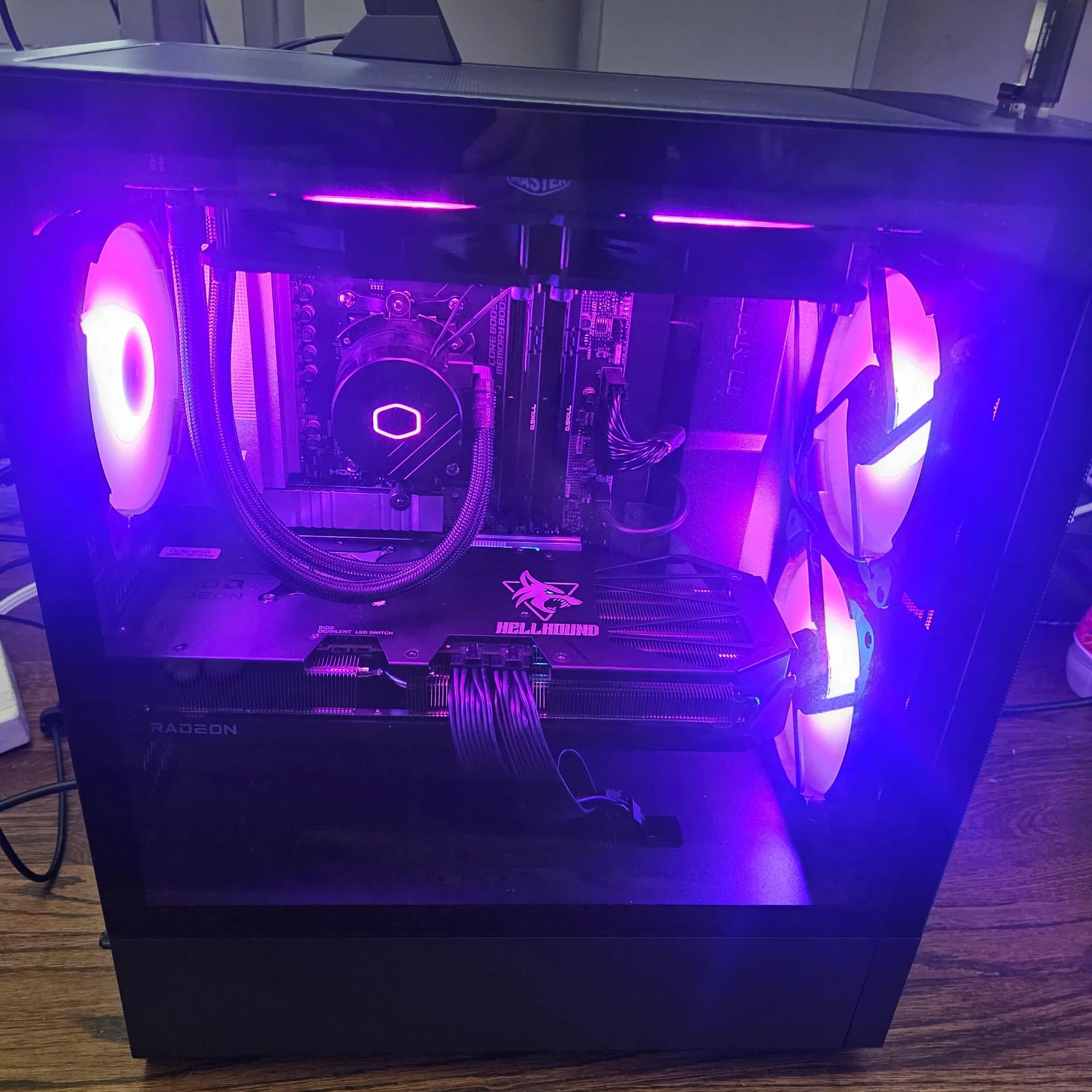 Ryzen 7 7800X3D | RX 9070 XT 16GB | 32GB DDR 5-6000 | 2TB NVMe SSD