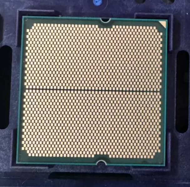 AMD Ryzen 9 7900x Processor (5.6 GHz, 12 Cores, LGA 1718/Socket AM5) Tray