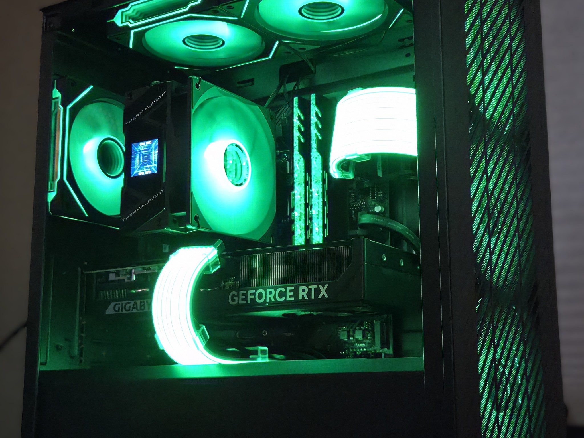 Zephyr!⚡| RTX 5070 DDR5 Gaming PC | Intel Core i5-14500 | 32GB DDR5 | 1TB NVMe | LCD Display!