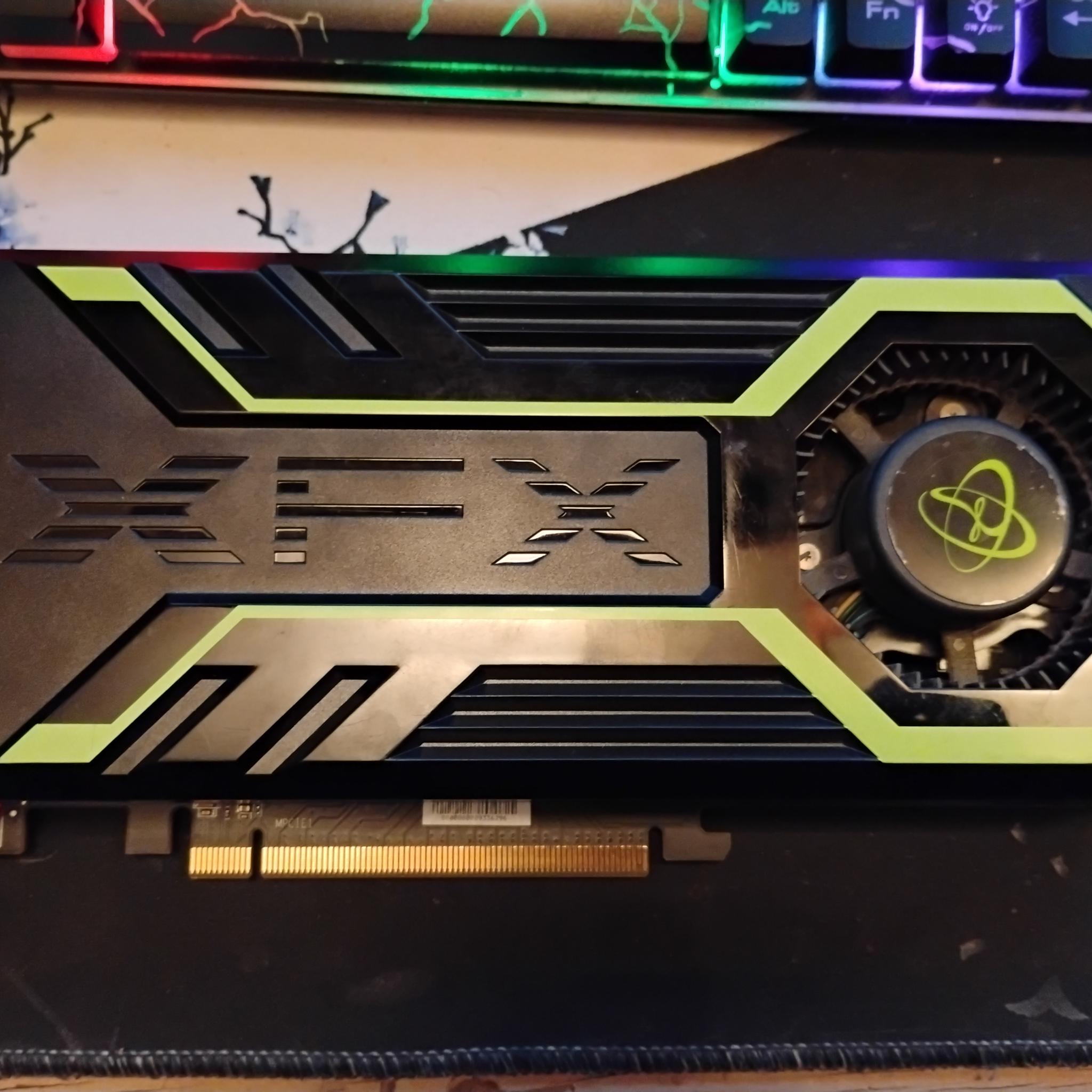 ATI Radeon XFX HD 4850 | DX10