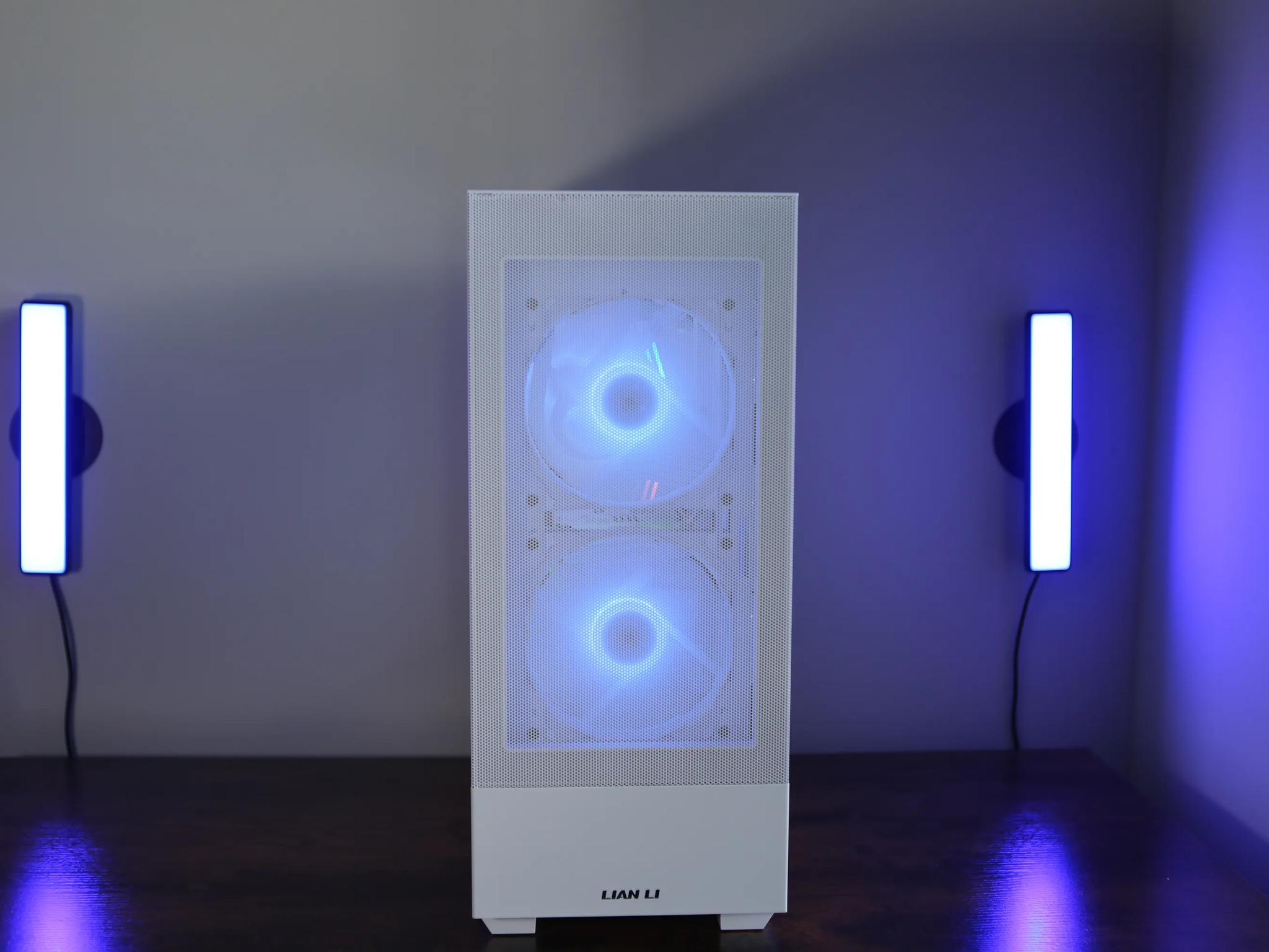 ALL-WHITE! RTX 3080 & AMD 5800x Custom Gaming PC!