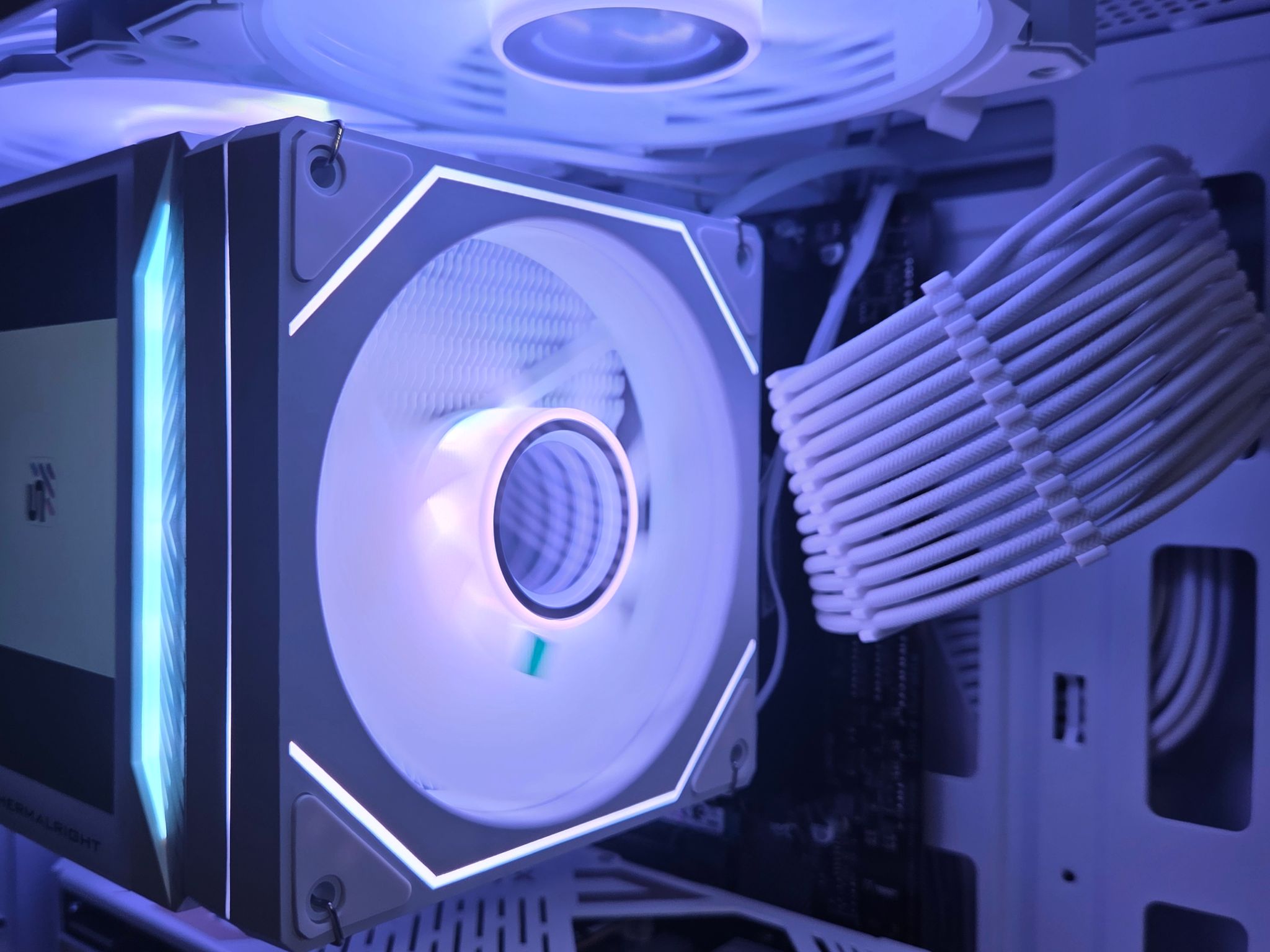 Orion Frost | White RTX 5060 Gaming PC ❄️🔥🤍⛄