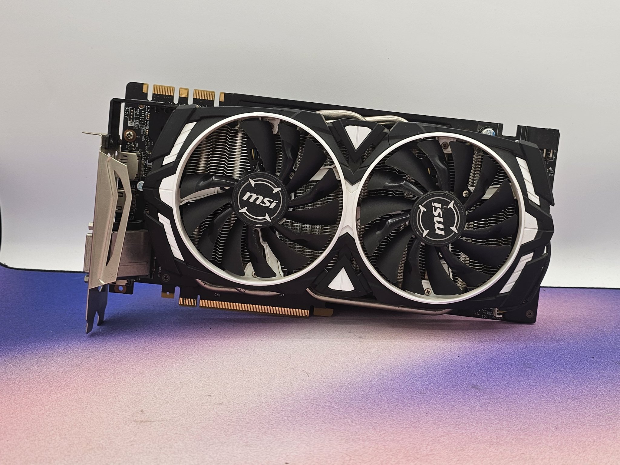 MSI Armor OC GTX 1070 (Scratch and Dent)