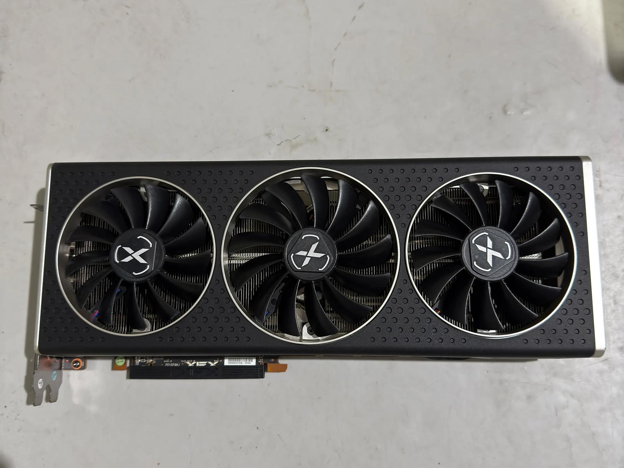 XFX Speedster AMD Radeon RX 6700XT 12GB