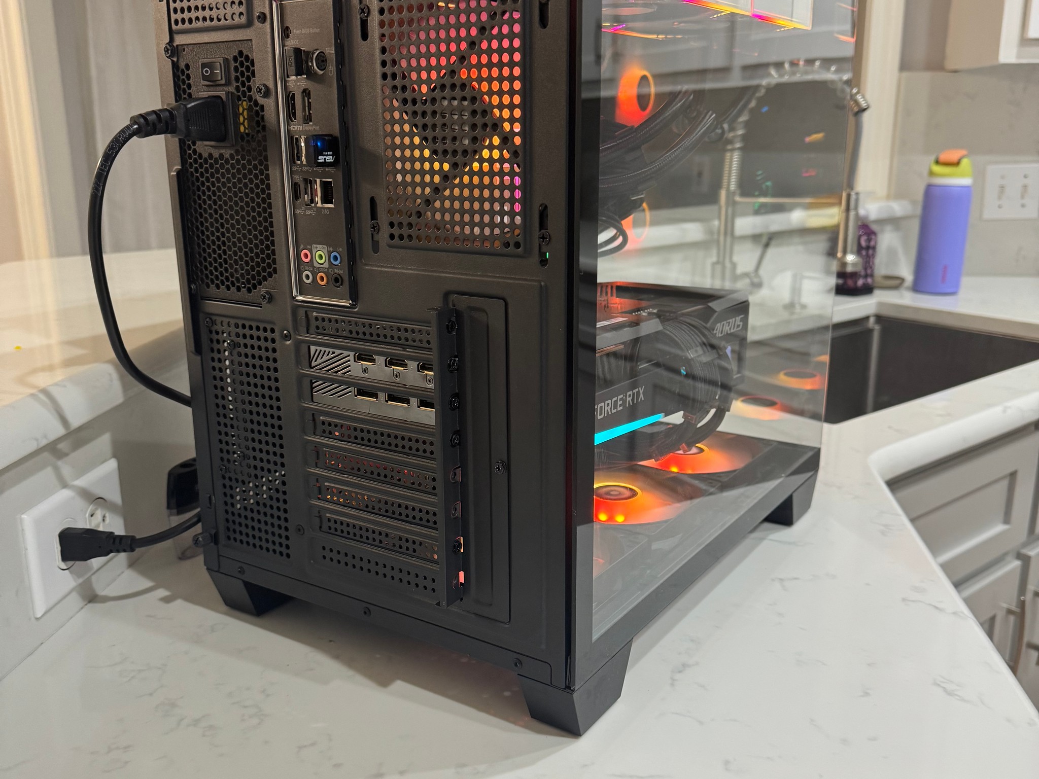 Gaming PC Intel i7-11700k / RTX 3070 TI / 1TB SSD / 16GB DDR4