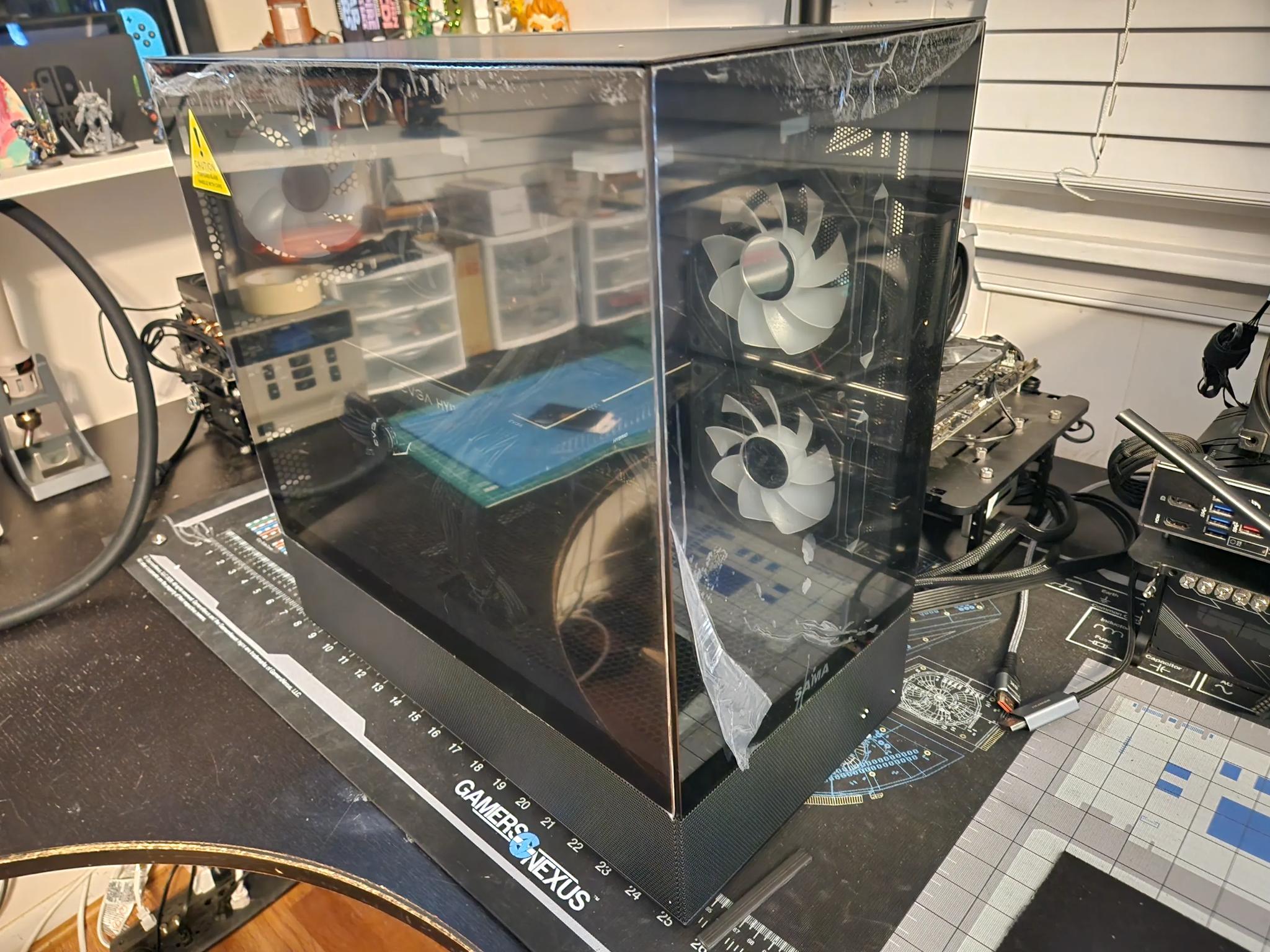 TEAM GEREN RTX 2080TI EVGA hybrid/ Ryzen 5 5600X 1440P gaming pc!
