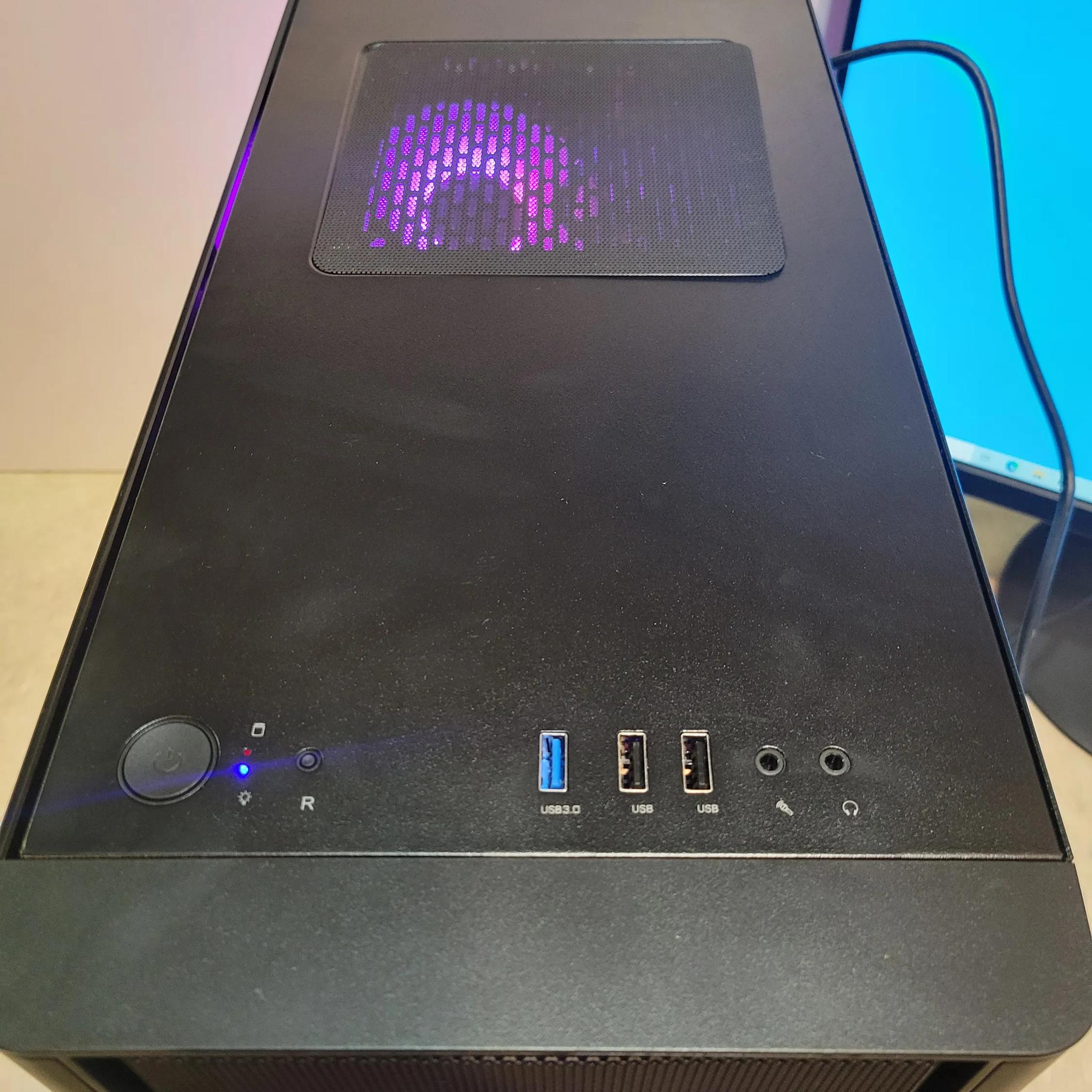 Mek Hero G1 Gaming Computer