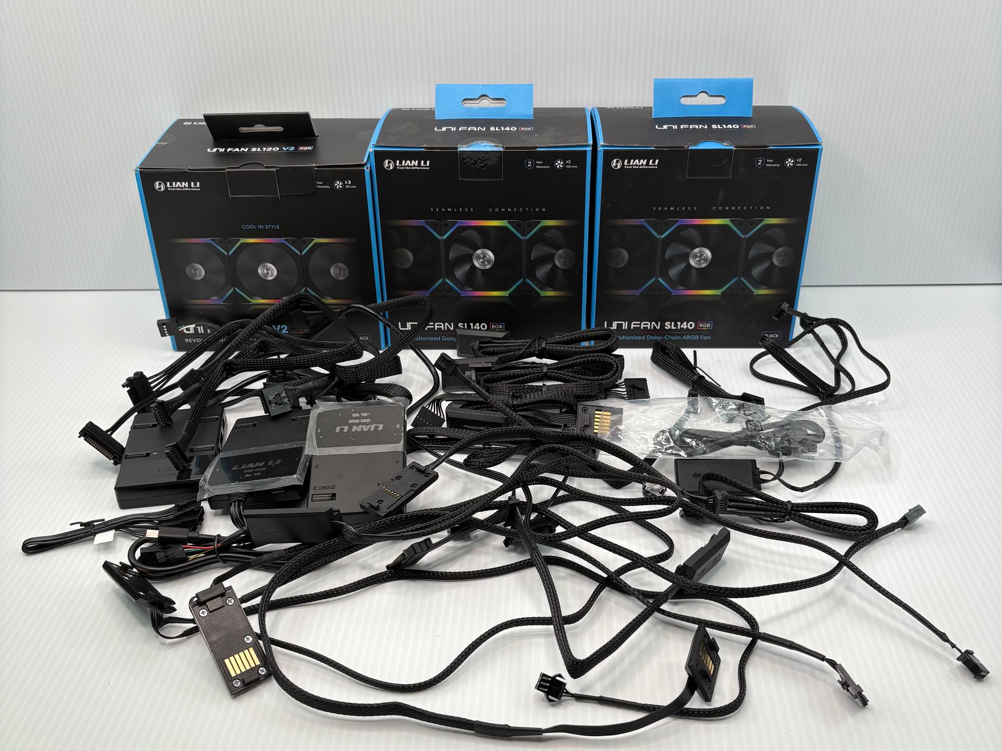 Lian Li UNI FAN Bundle – (4) SL140 + (1) SL120 V2 + Tons of Accessories