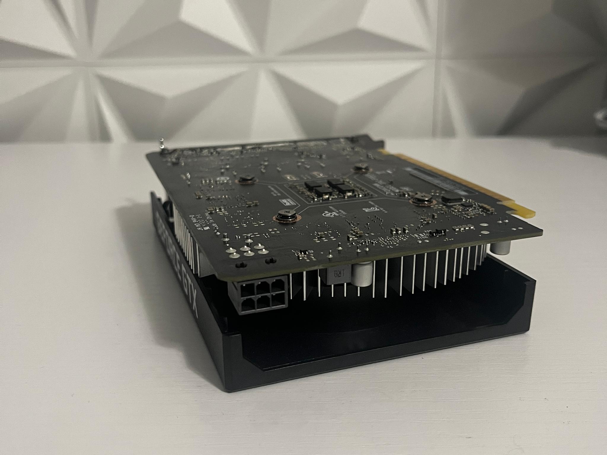 HP GeForce GTX 1650 SUPER 4GB