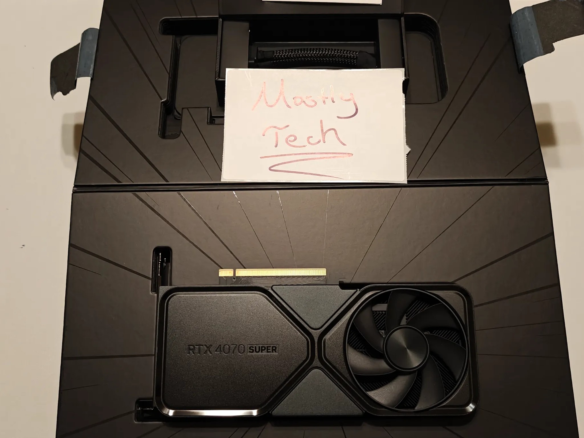 NVIDIA GeForce RTX 4070 SUPER Founders Edition Graphics Card 12GB GDDR6X - Titanium and Black
