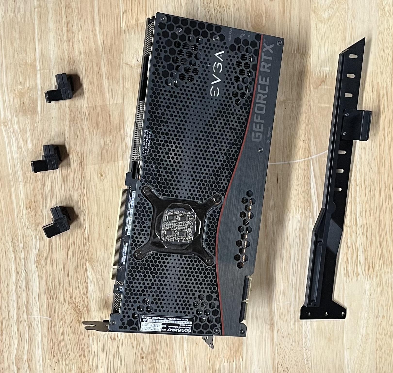 EVGA 3090 FTW with anti-sag bracket and right-angled PCIe power adaptors