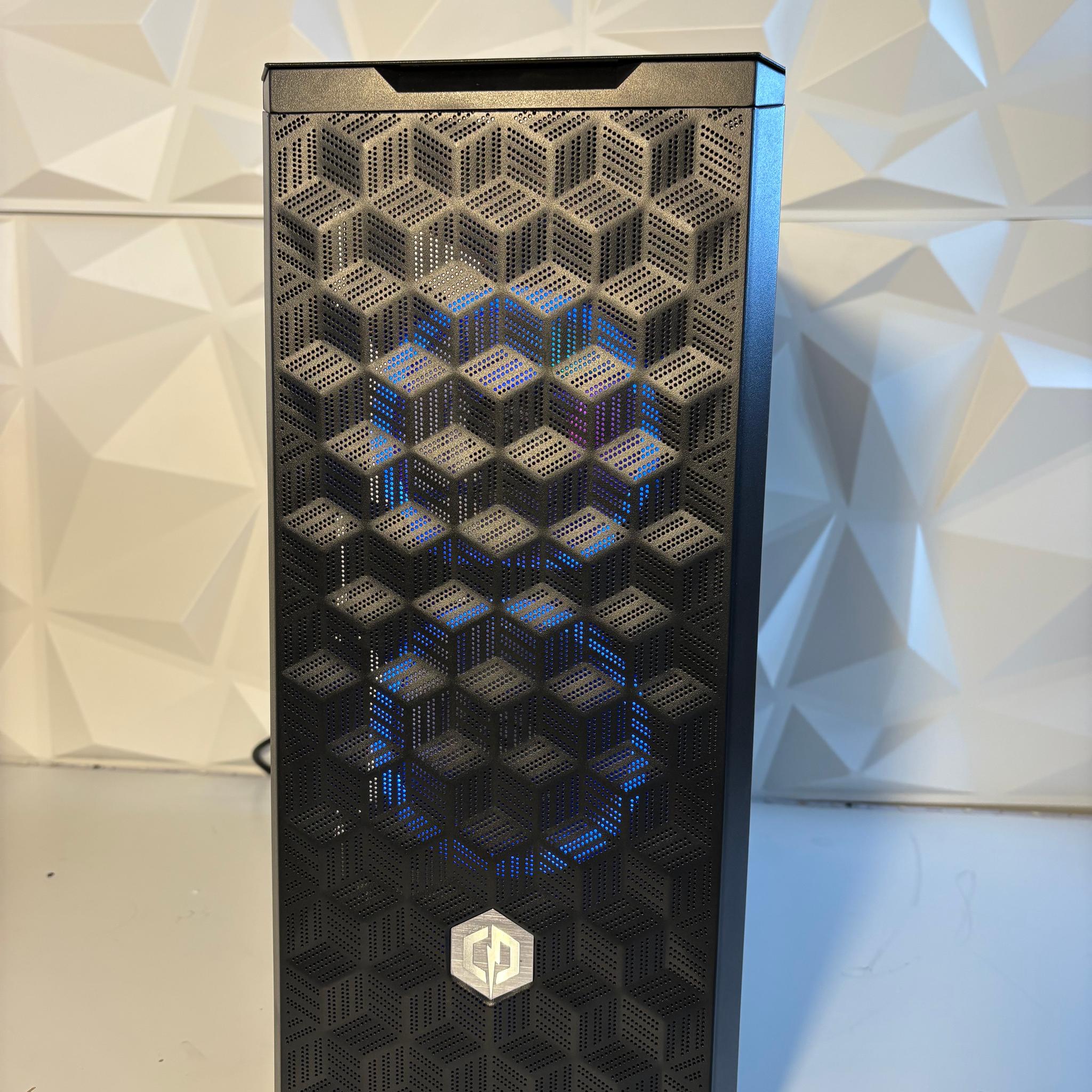 //RGB Gaming PC//  - GTX 1070 8GB, i7 7700K, 512GB, 16GB DDR4