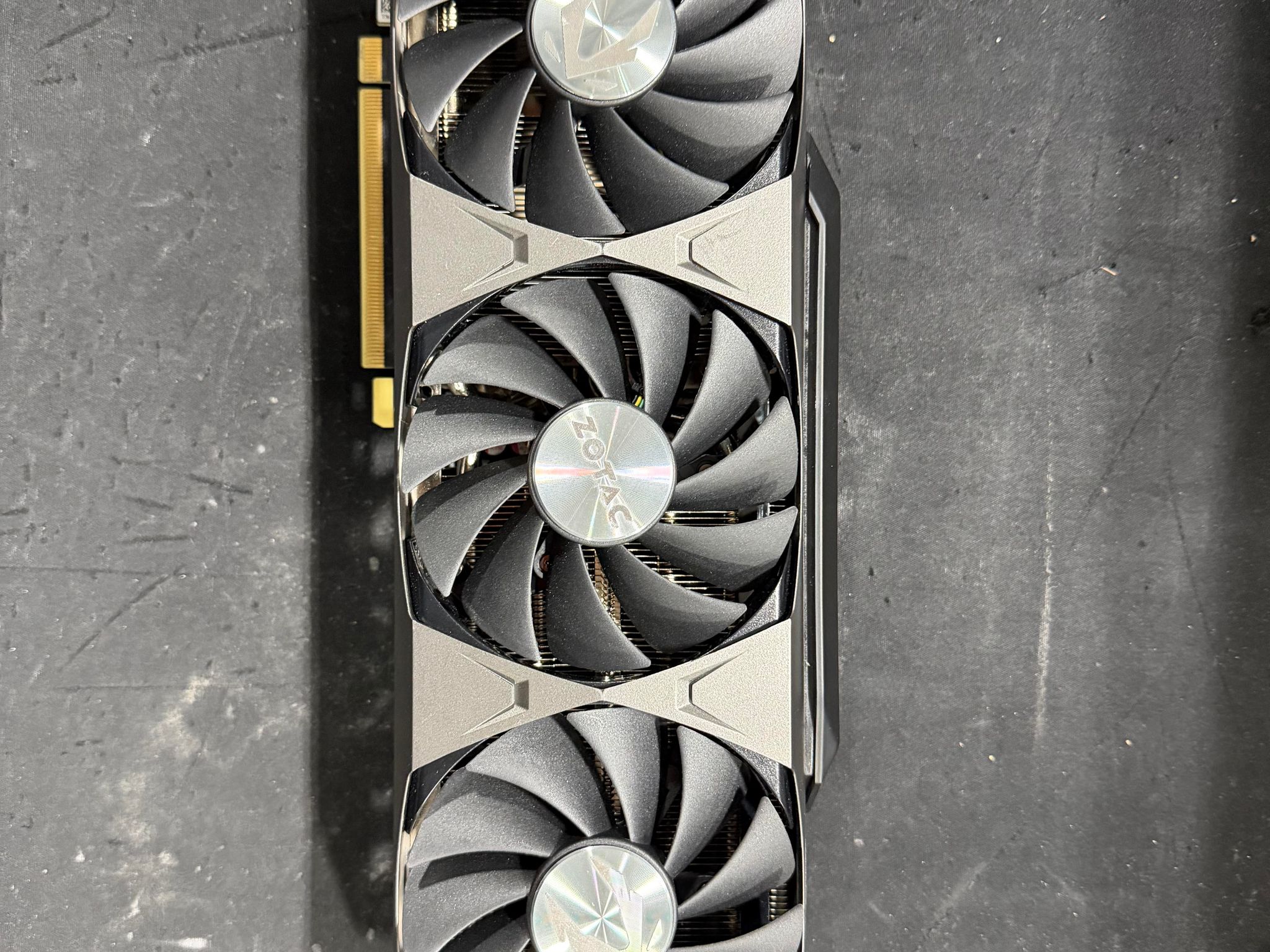 Zotac GAMING Trinity GeForce RTX 3070 Ti w/ Cosmetic Damage