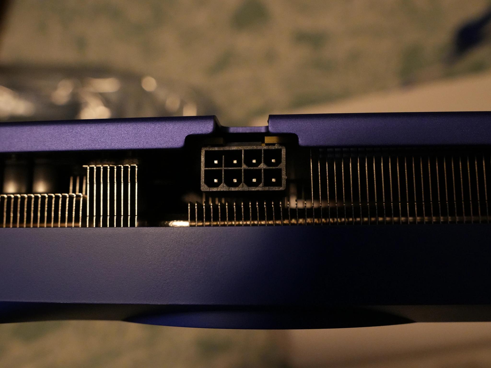 Sparkle Titan Intel B580
