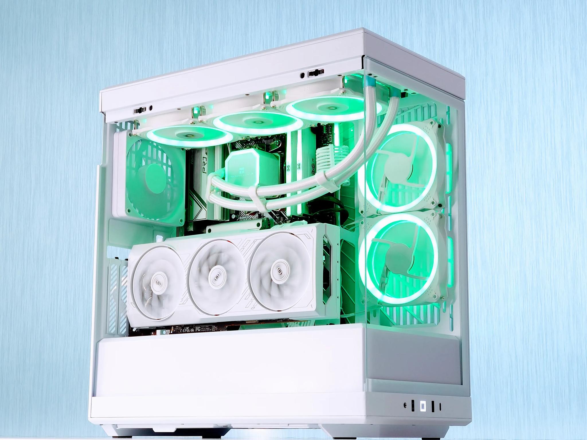 🏞️🤍☁️Liquid Cooled Gaming PC❄️AMD RX 7900 GRE 16GB❄️AMD Ryzen 7 7700❄️32GB DDR5❄️1TB SSD