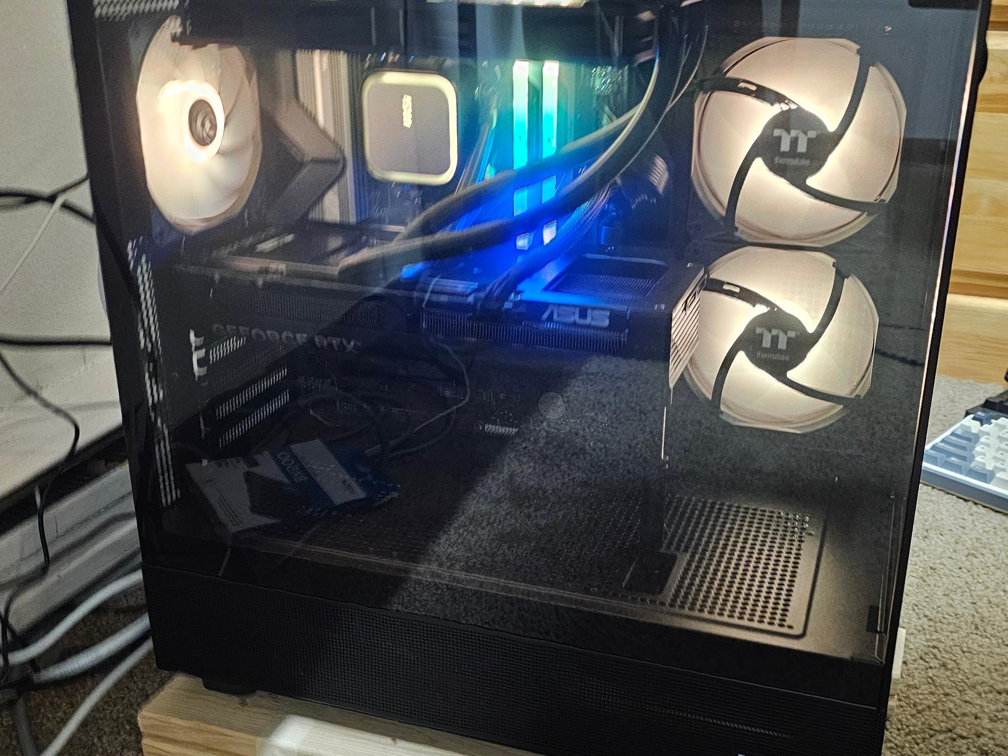 Custom High-End Build. 4k 200+ fps gaming | RTX 5070Ti | Ryzen 7 9800x3d