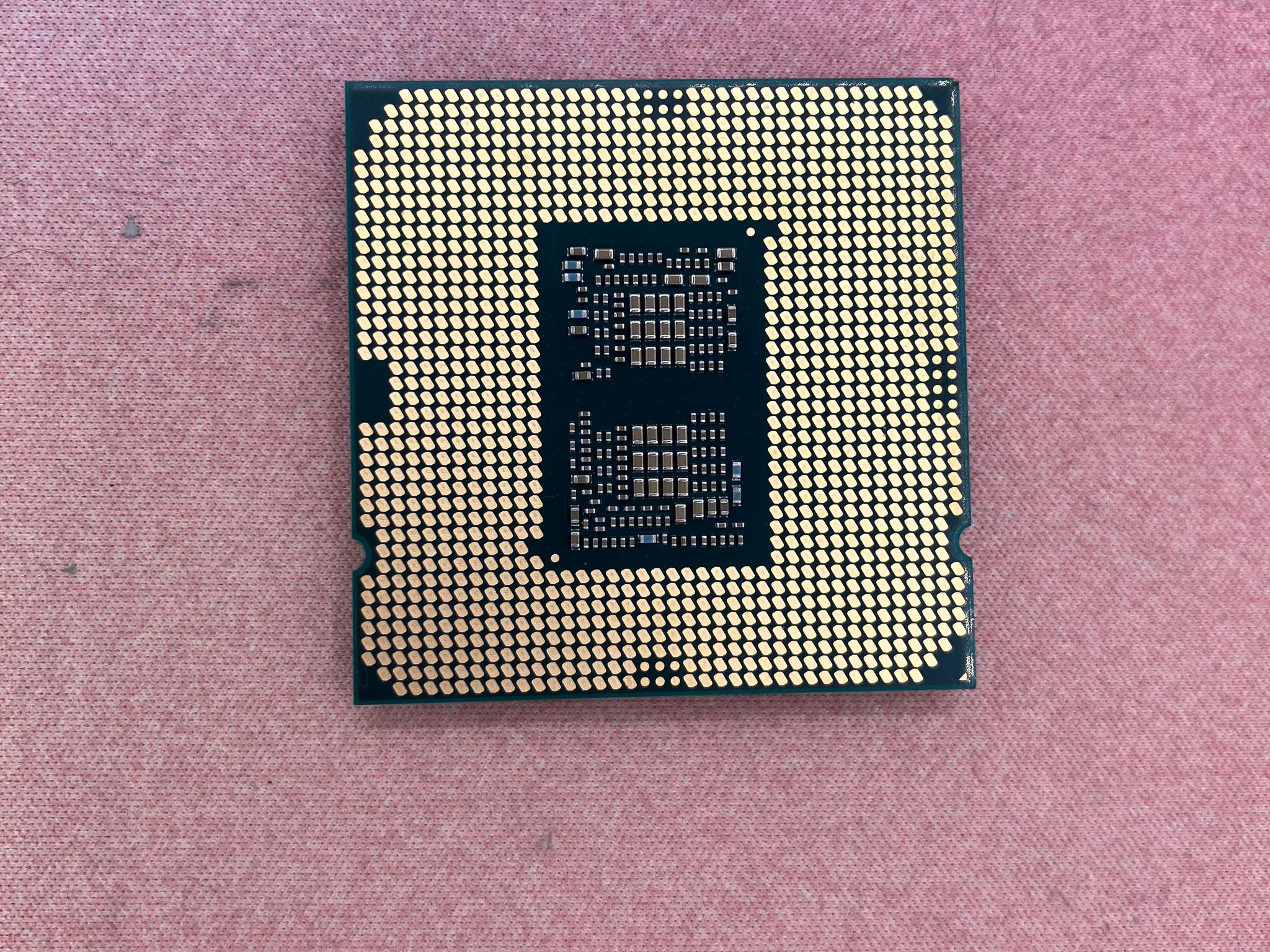 Intel Core I7-10700E - Image 2