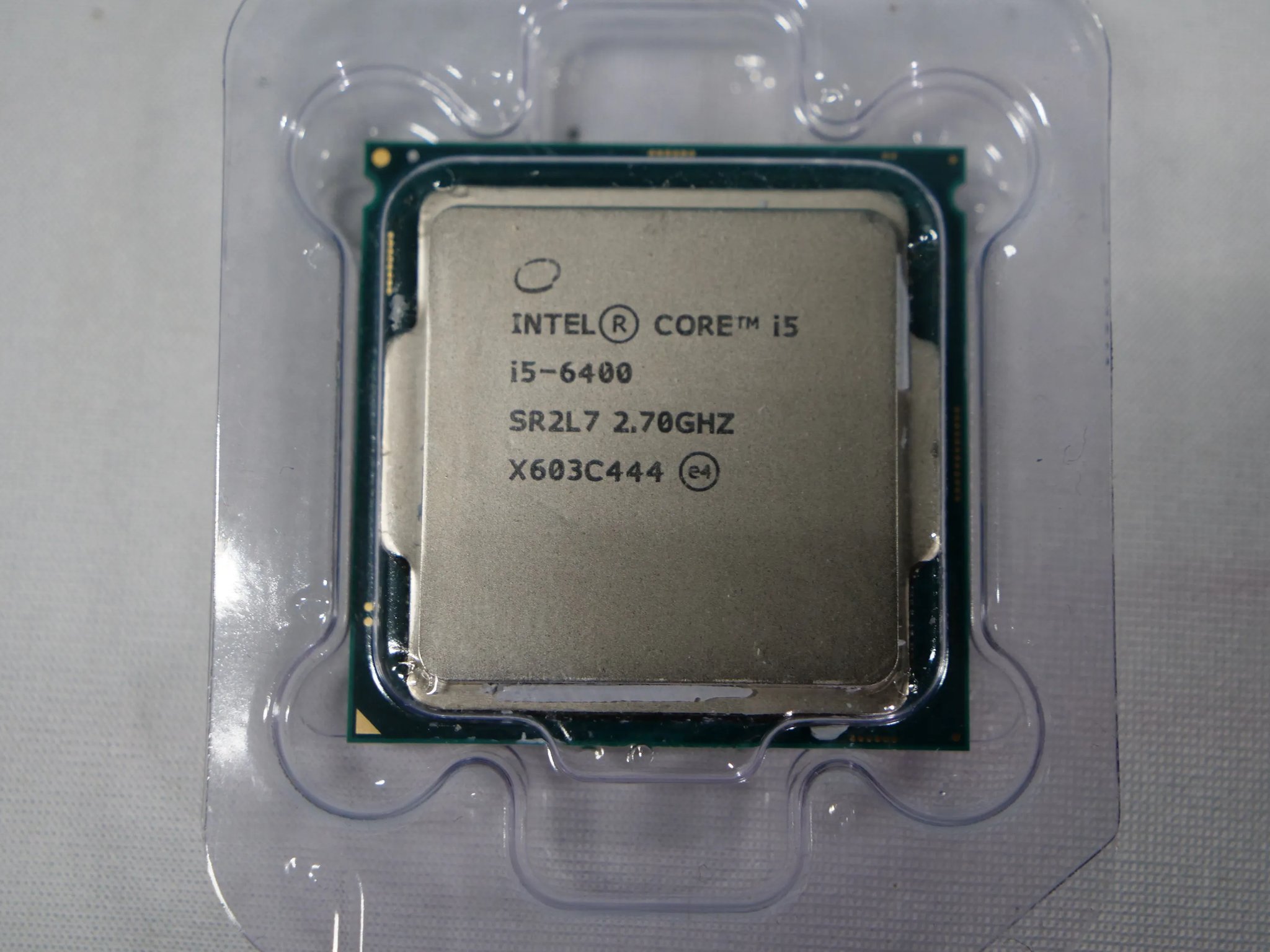 i5-6400 @ 2.7 ghz. Free Ship!