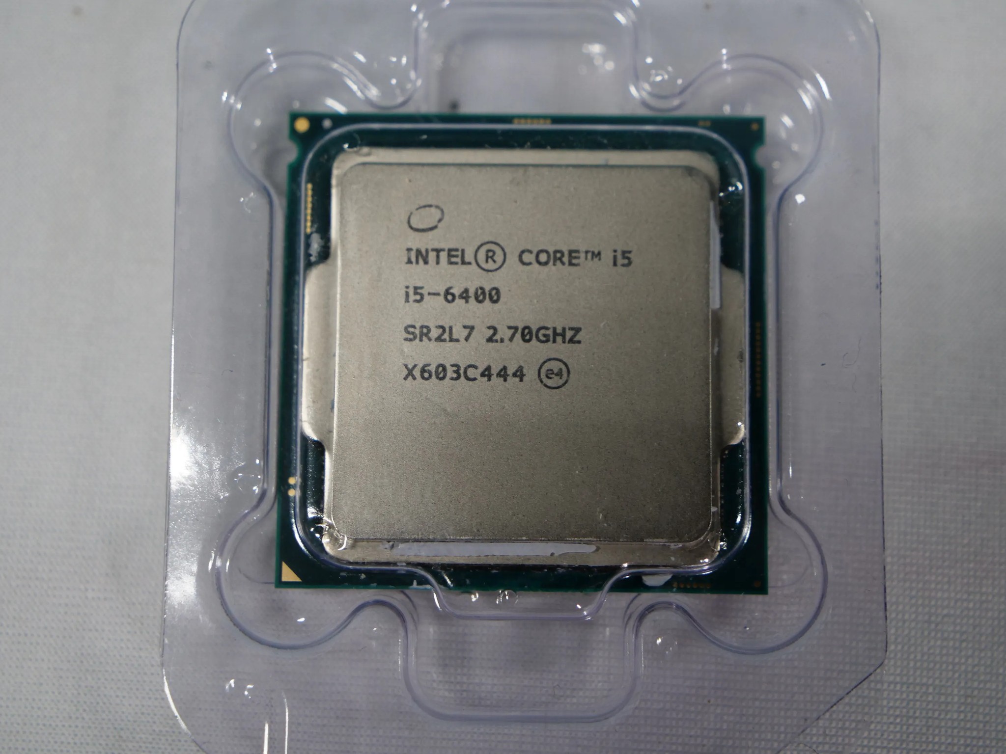 i5-6400 @ 2.7 ghz. Free Ship!