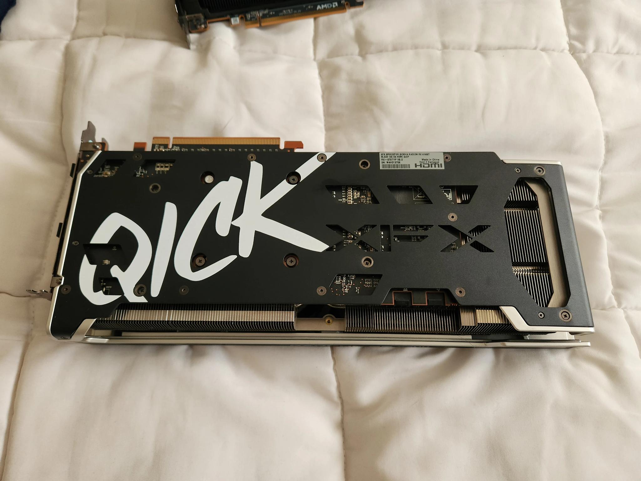 AMD XFX RX 6700XT QICK