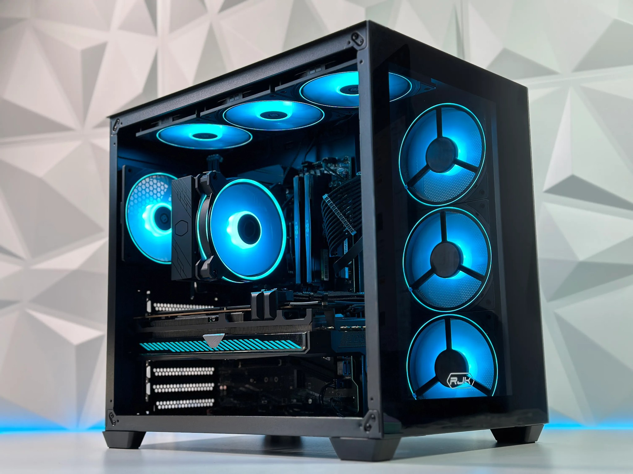🖤Darkstar🖤Gaming PC▪️AMD RX 6700 XT 12 GB▪️AMD Ryzen 5 5500 6 core▪️32GB DDR4 ▪️ 1TB SSD NVME