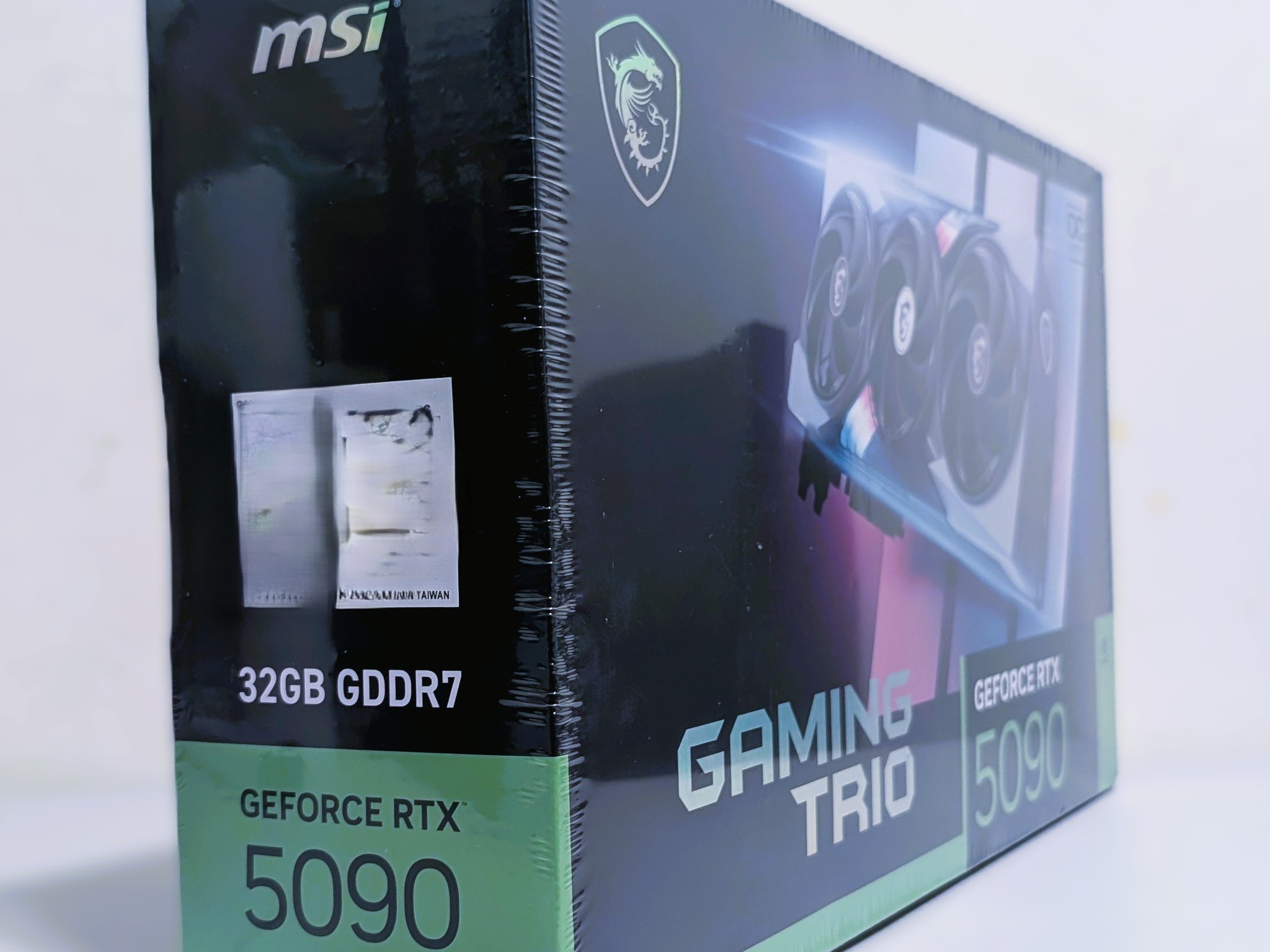 GeForce RTX 5090 GAMING TRIO OC 32G Graphics Card Brand New