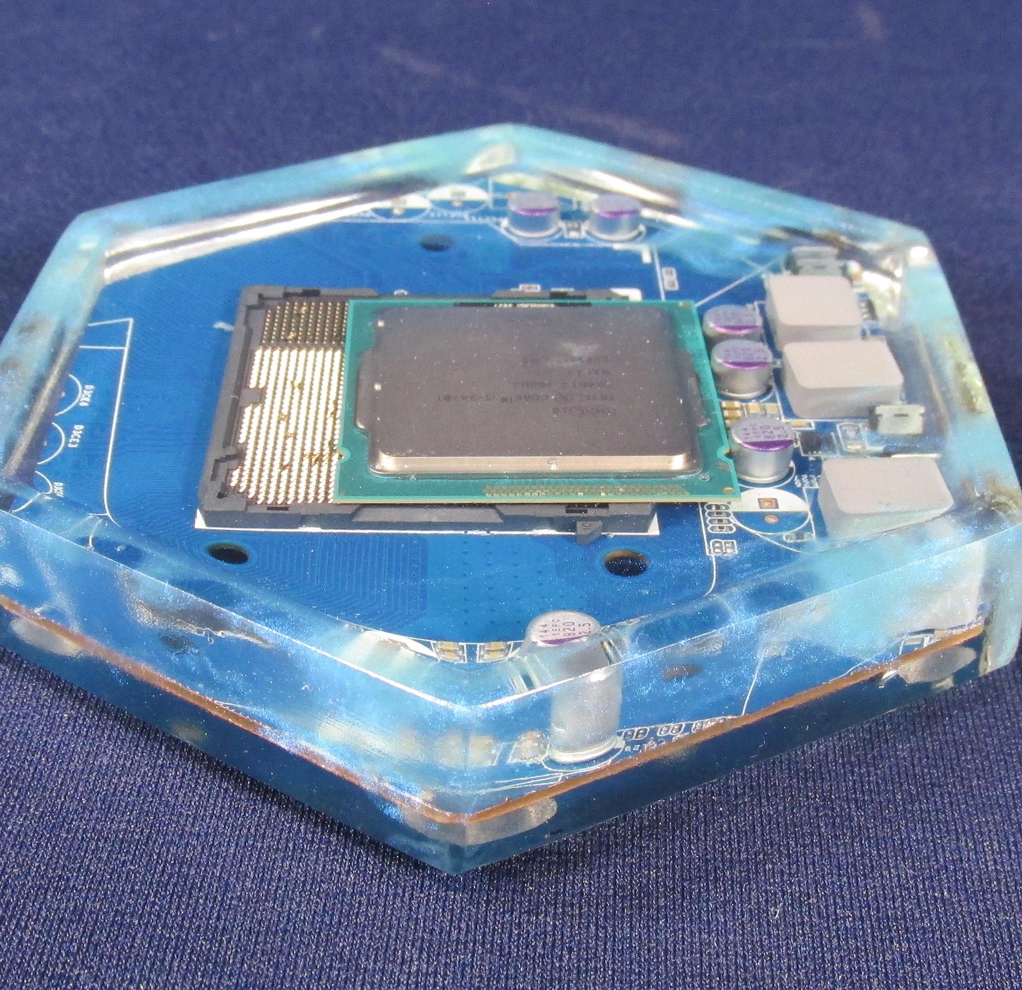 Handmade Clear Epoxy Resin Coaster With Intel Core i5-3470T (SR0RJ) & Motherboard