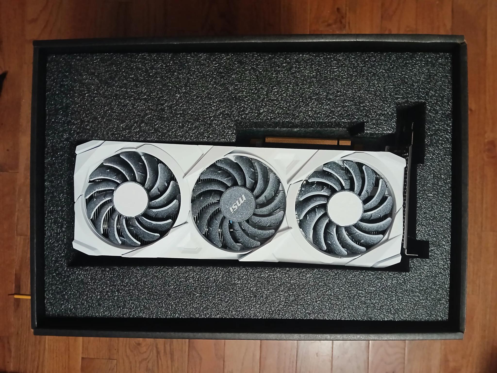 White RTX 3060 12 Gb MSI VENTUS OC 3X Fan