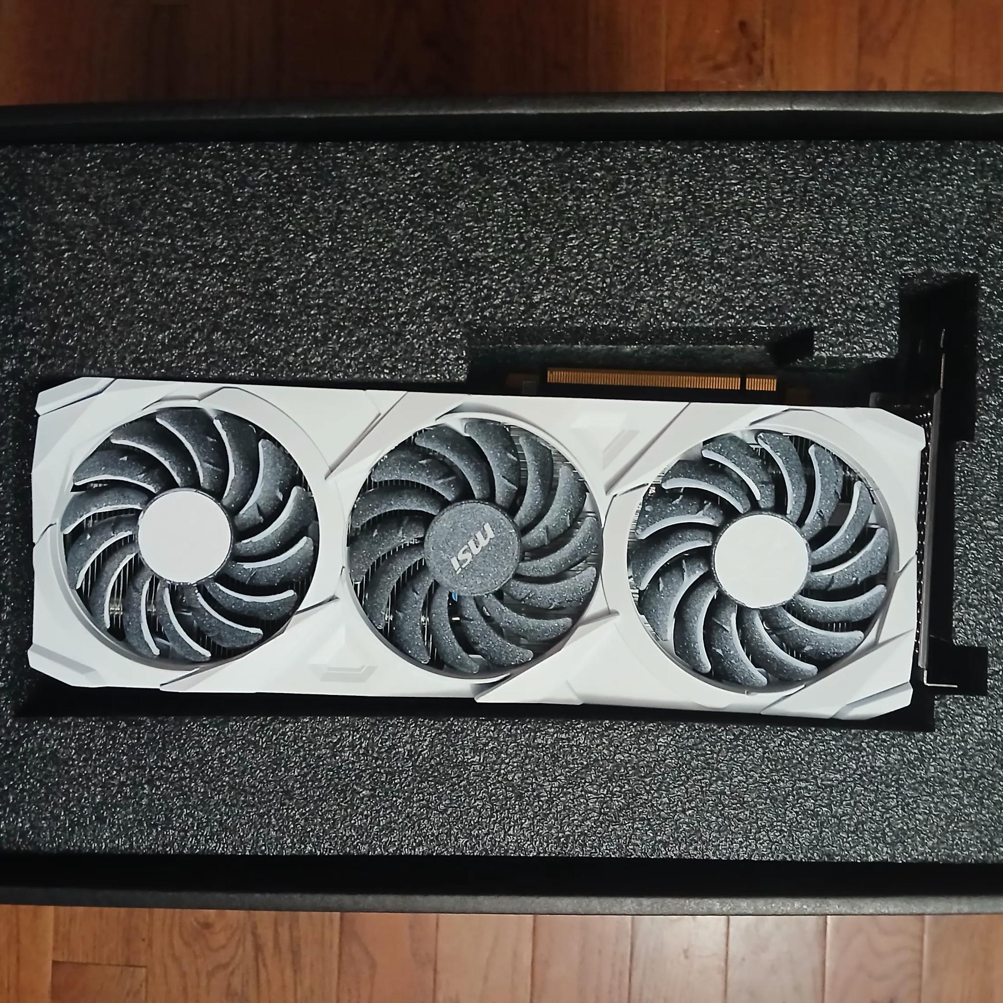 White RTX 3060 12 Gb MSI VENTUS OC 3X Fan