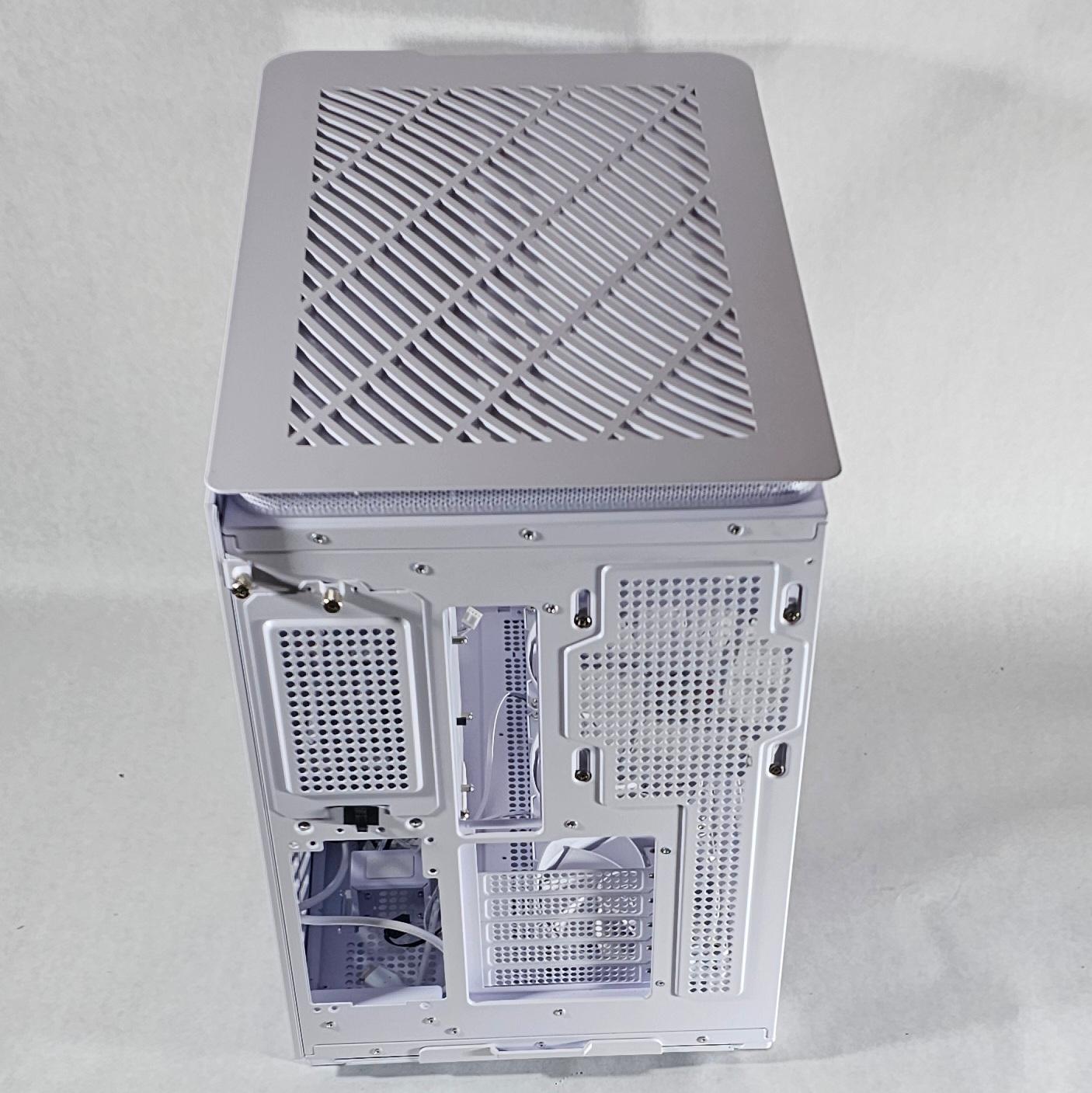 White PC Case with Tempered Glass w/ 7 RGB Fans